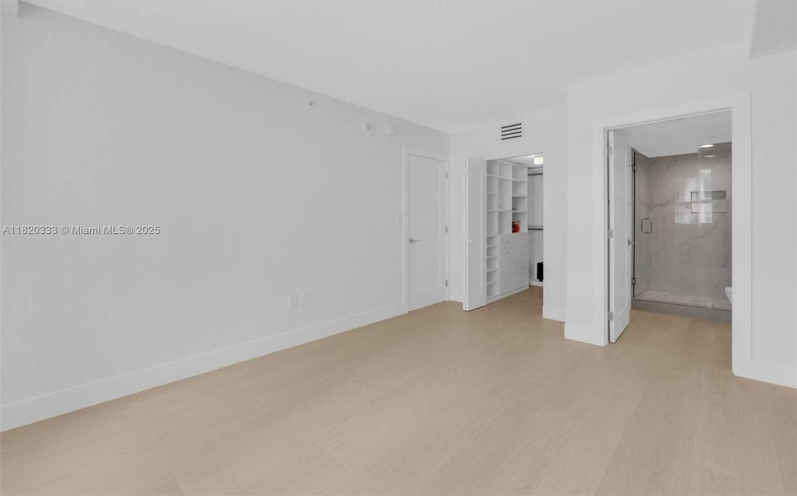 Small Image of 1155 BRICKELL BAY DR #1002, Miami Number 23