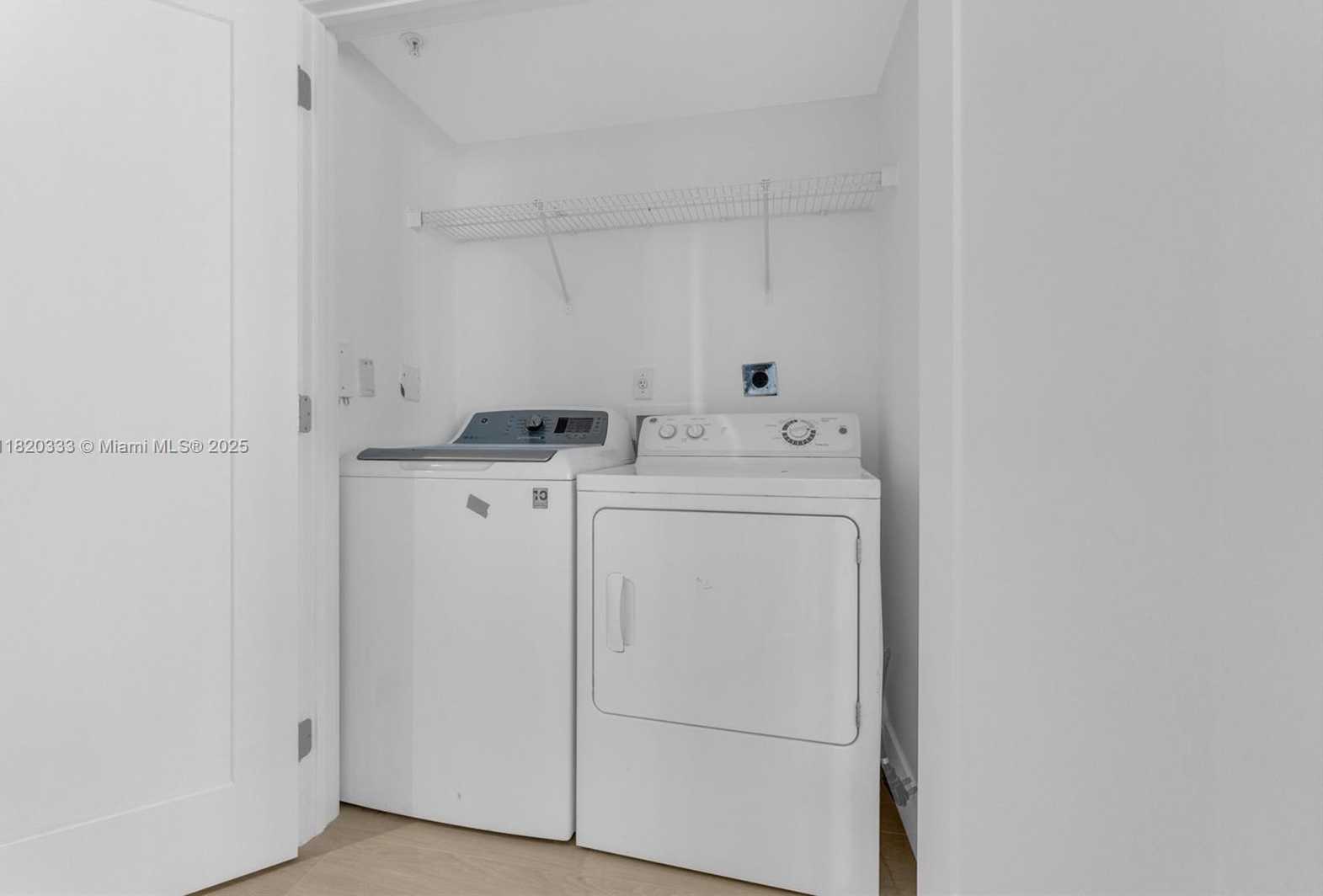 Small Image of 1155 BRICKELL BAY DR #1002, Miami Number 34