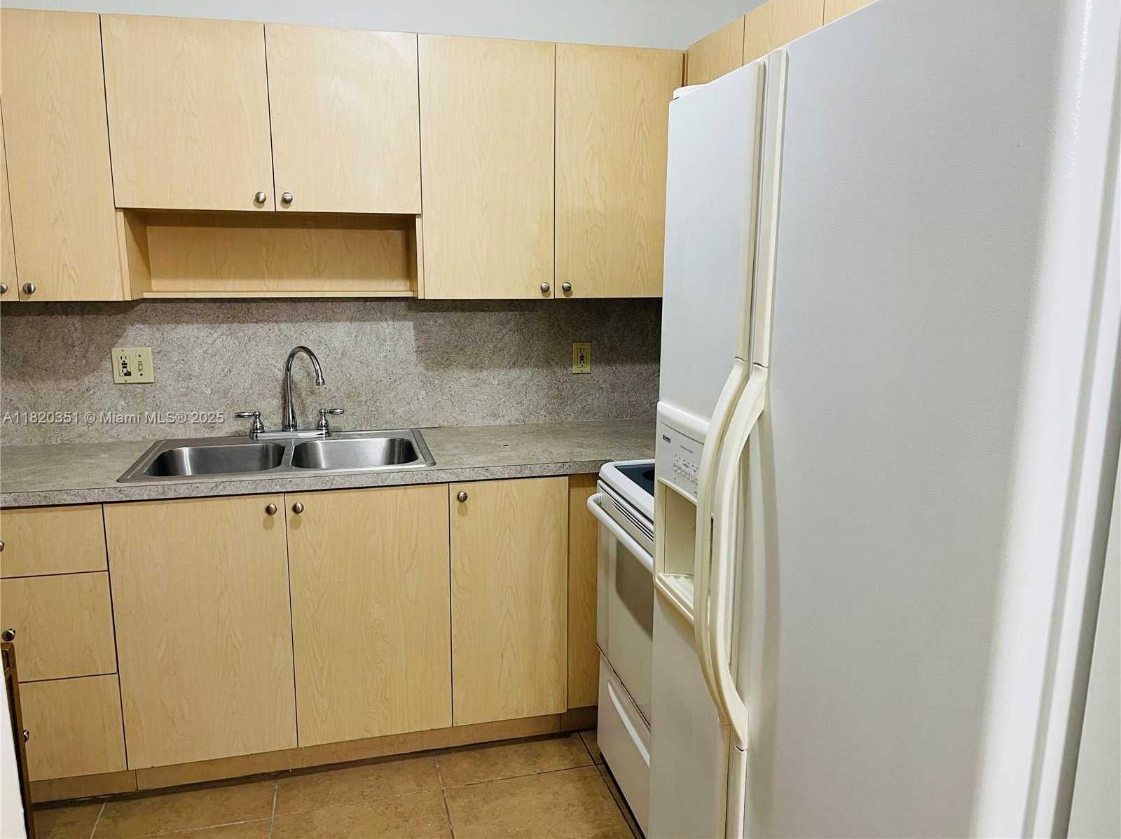 Small Image of 8610 SOUTH WEST 149TH AVE #512, Miami Number 11