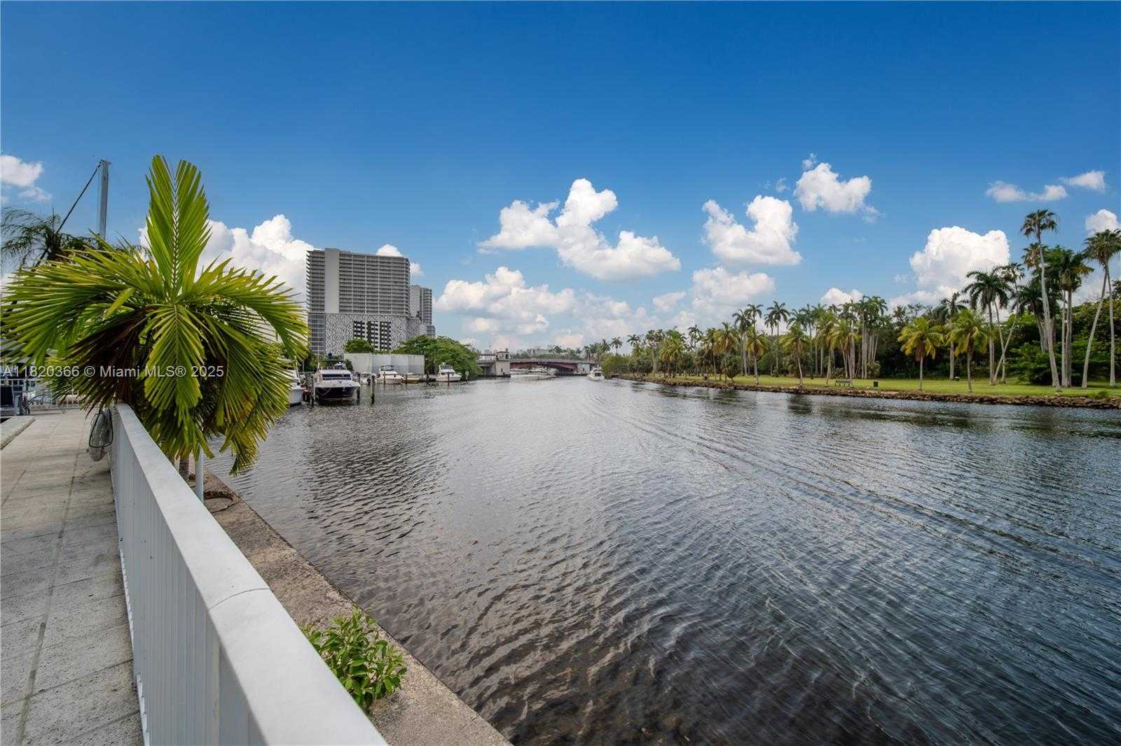 Small Image of 1720 NORTH WEST N RIVER DR #613, Miami Number 23