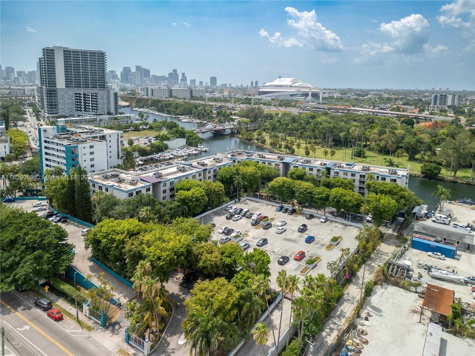 Small Image of 1720 NORTH WEST N RIVER DR #613, Miami Number 24