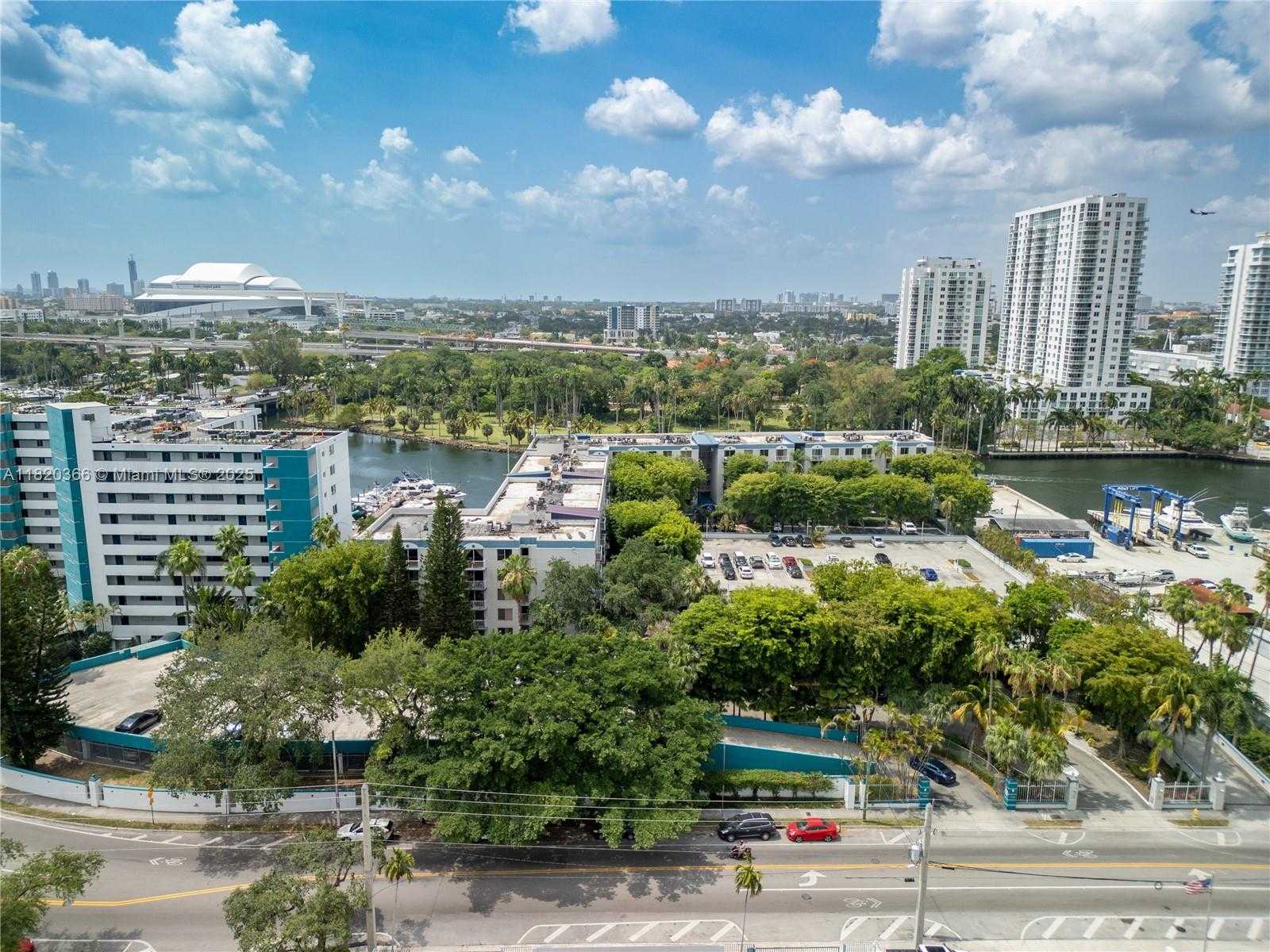 Small Image of 1720 NORTH WEST N RIVER DR #613, Miami Number 32