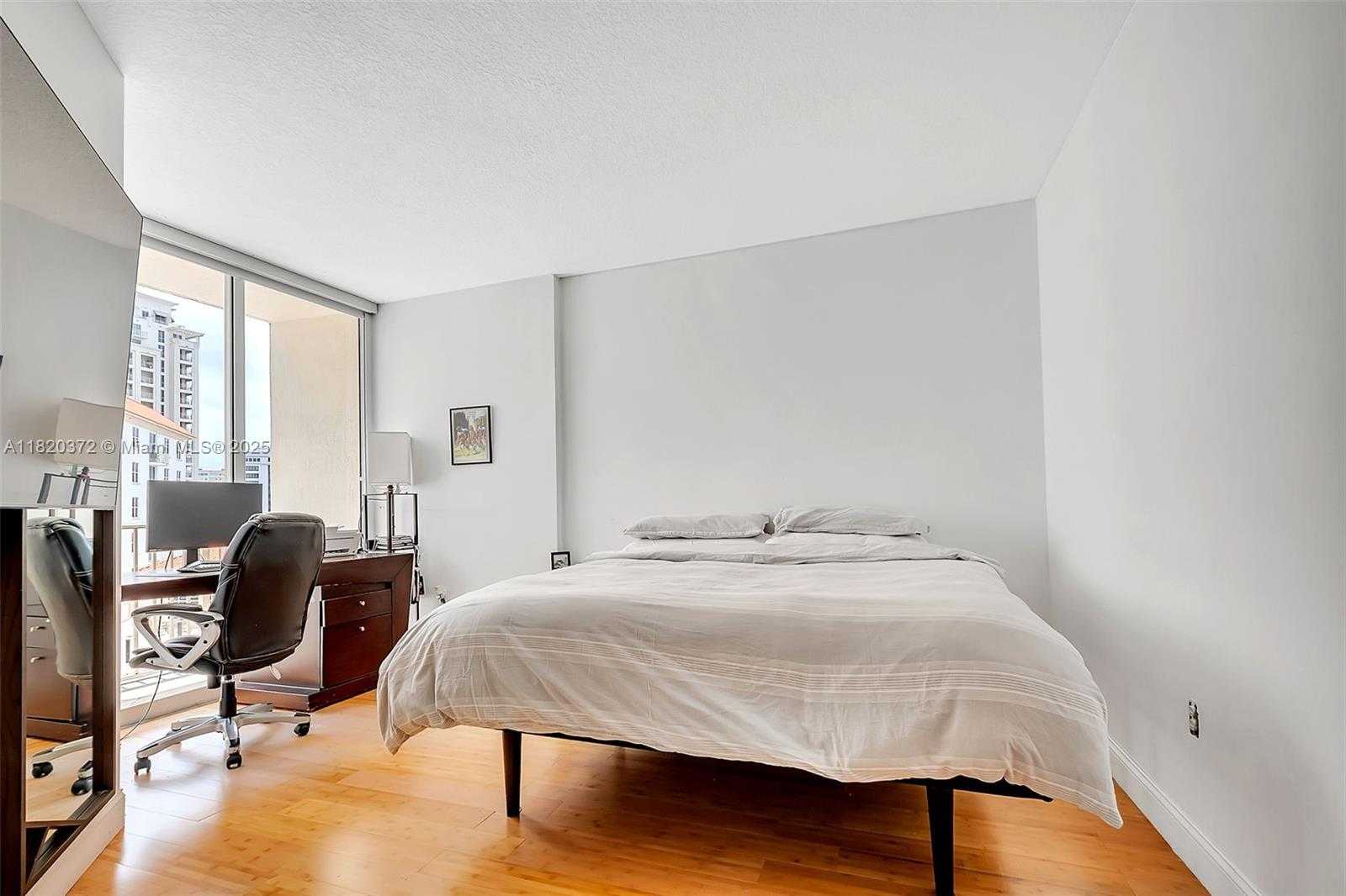 Small Image of 2030 SOUTH DOUGLAS RD #617, Coral Gables Number 6