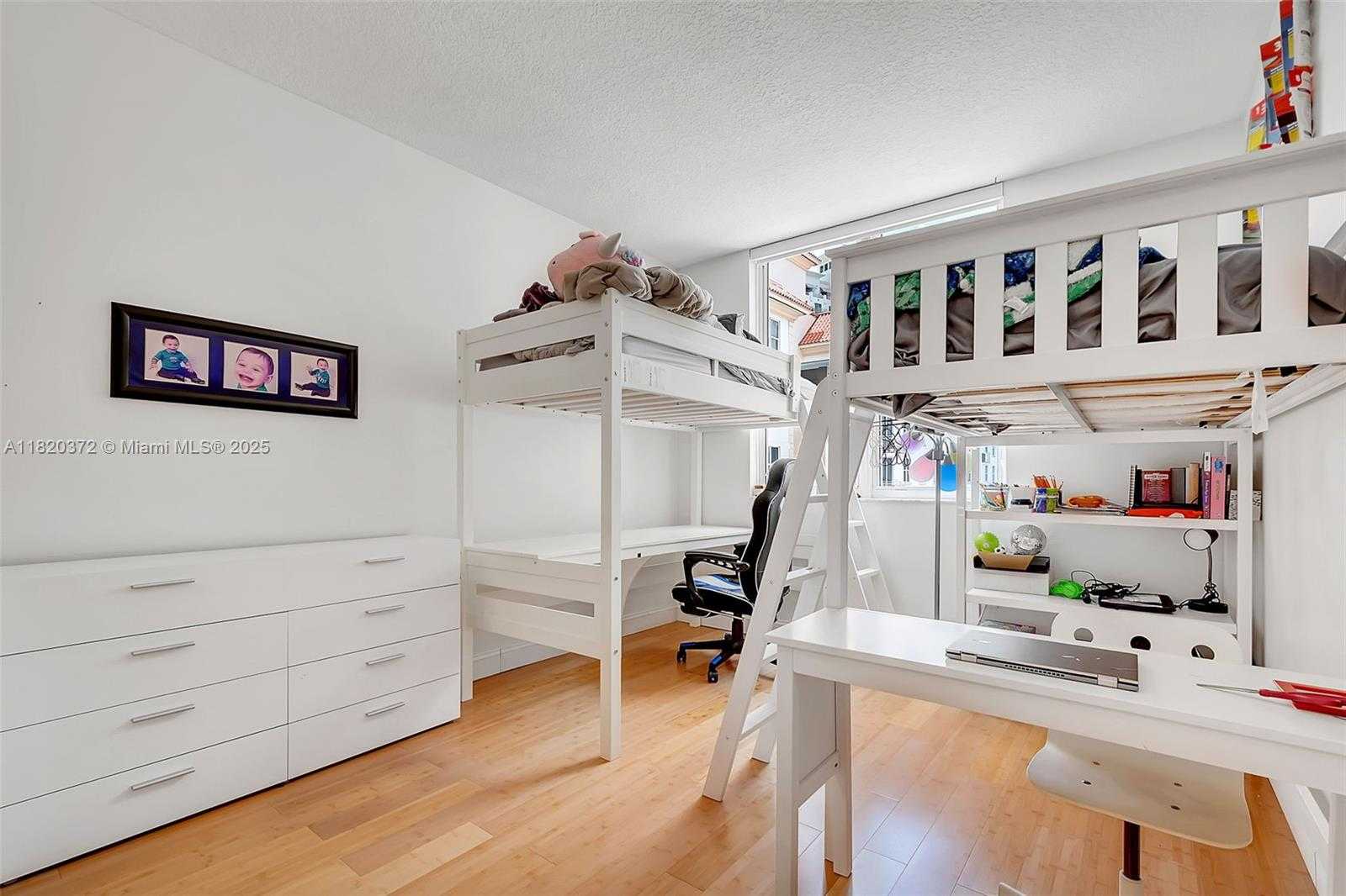 Small Image of 2030 SOUTH DOUGLAS RD #617, Coral Gables Number 8