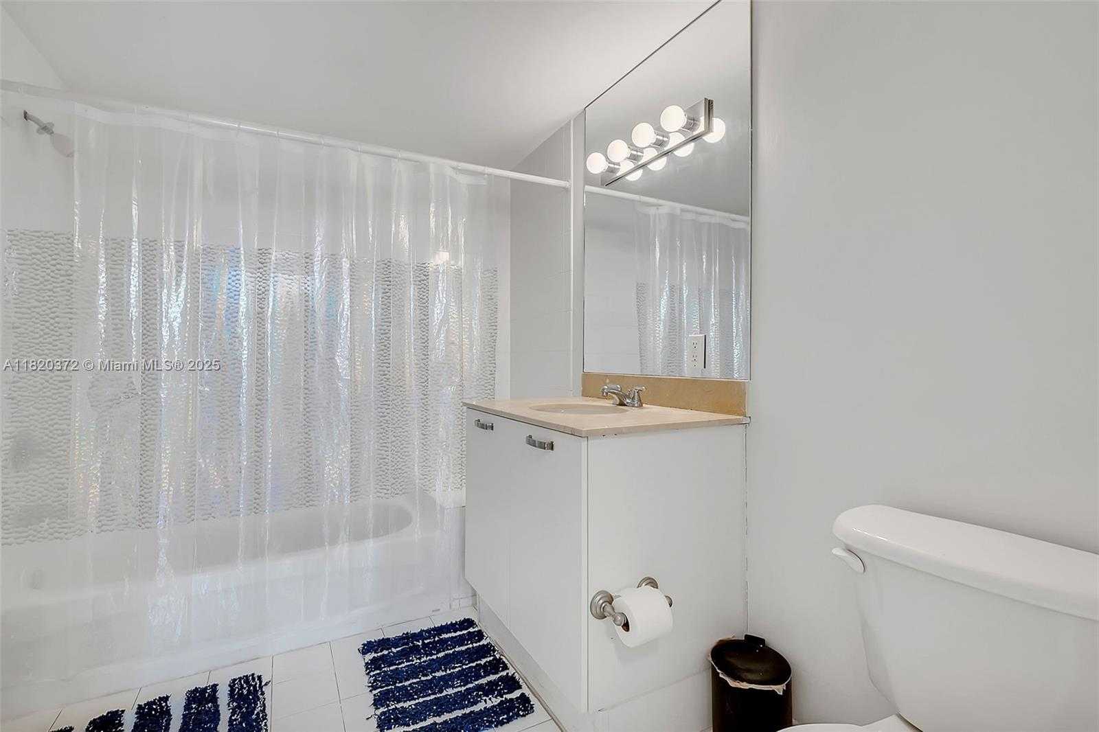 Small Image of 2030 SOUTH DOUGLAS RD #617, Coral Gables Number 9