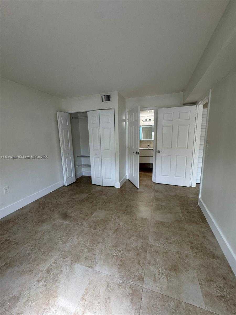 Small Image of 6195 NORTH WEST 186TH ST #116, Hialeah Number 5