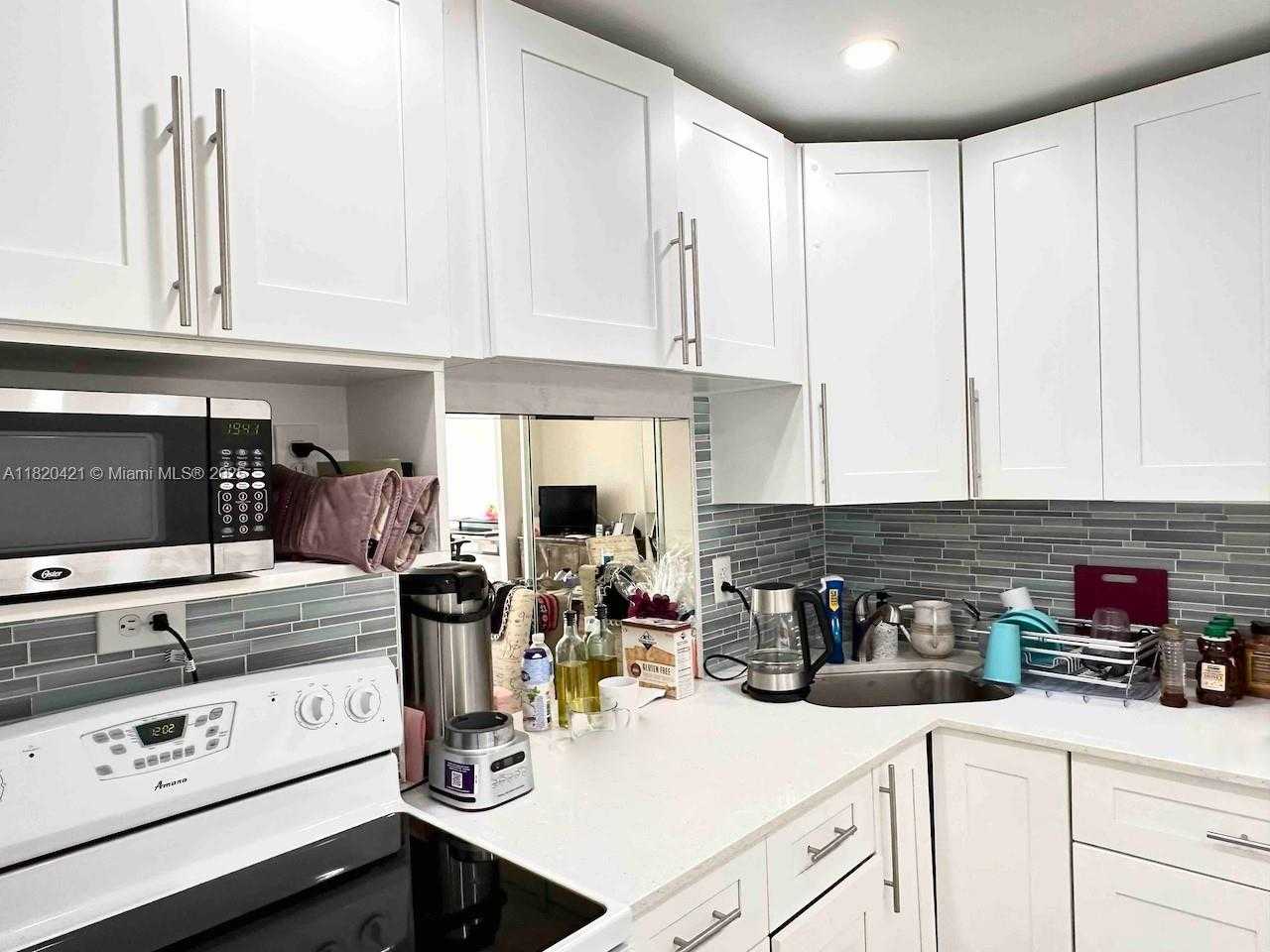 Small Image of 601 THREE ISLANDS BLVD #210, Hallandale Beach Number 2