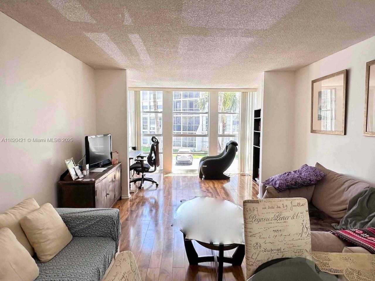 Small Image of 601 THREE ISLANDS BLVD #210, Hallandale Beach Number 5