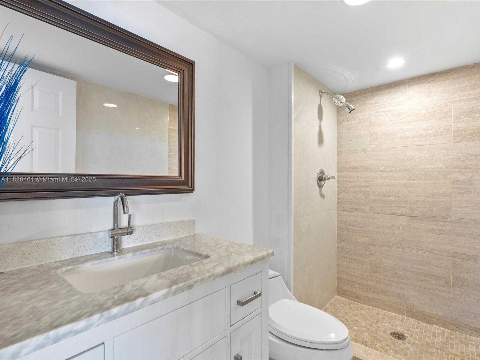 Small Image of 20335 WEST COUNTRY CLUB DR #2005, Aventura Number 17