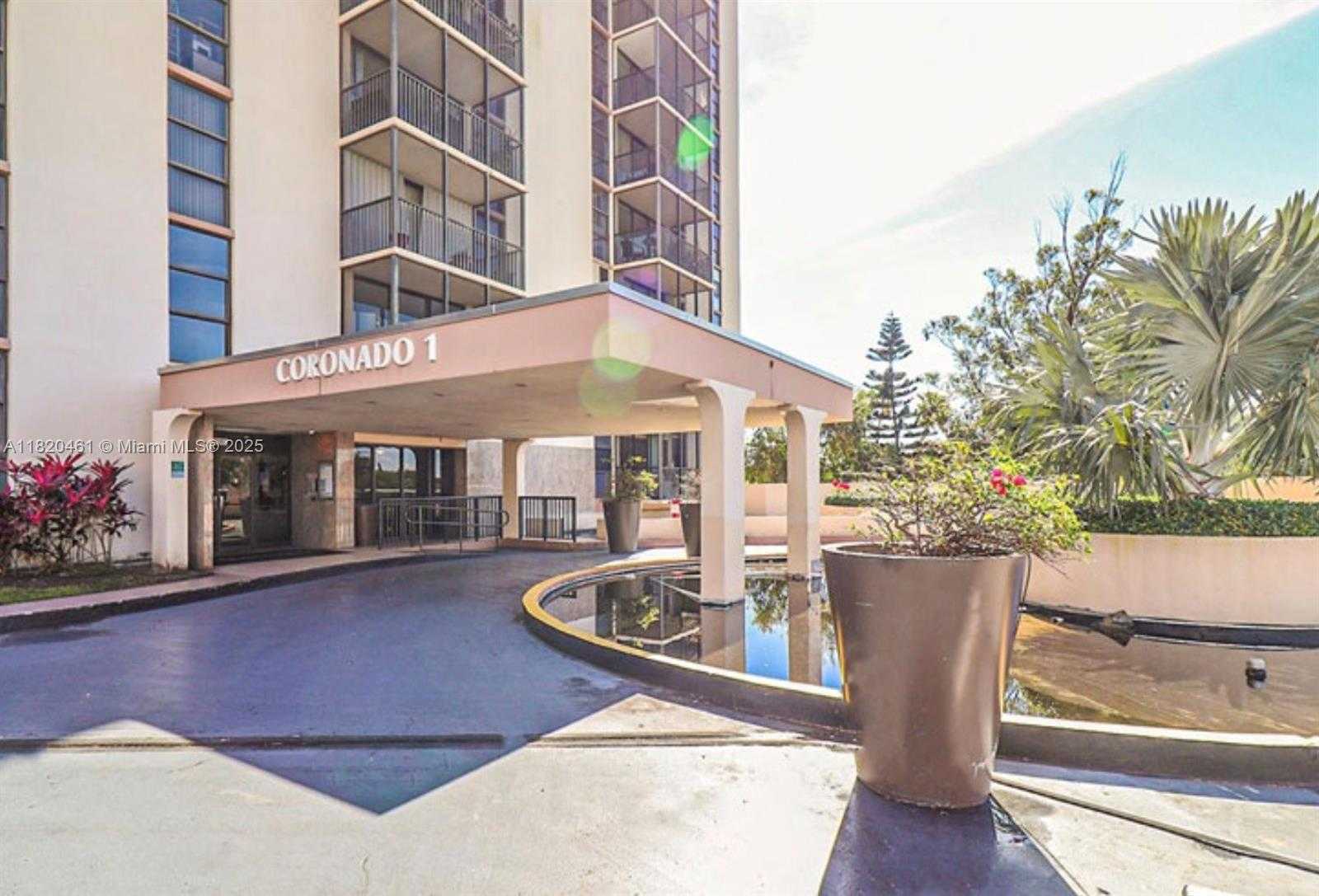 Small Image of 20335 WEST COUNTRY CLUB DR #2005, Aventura Number 3