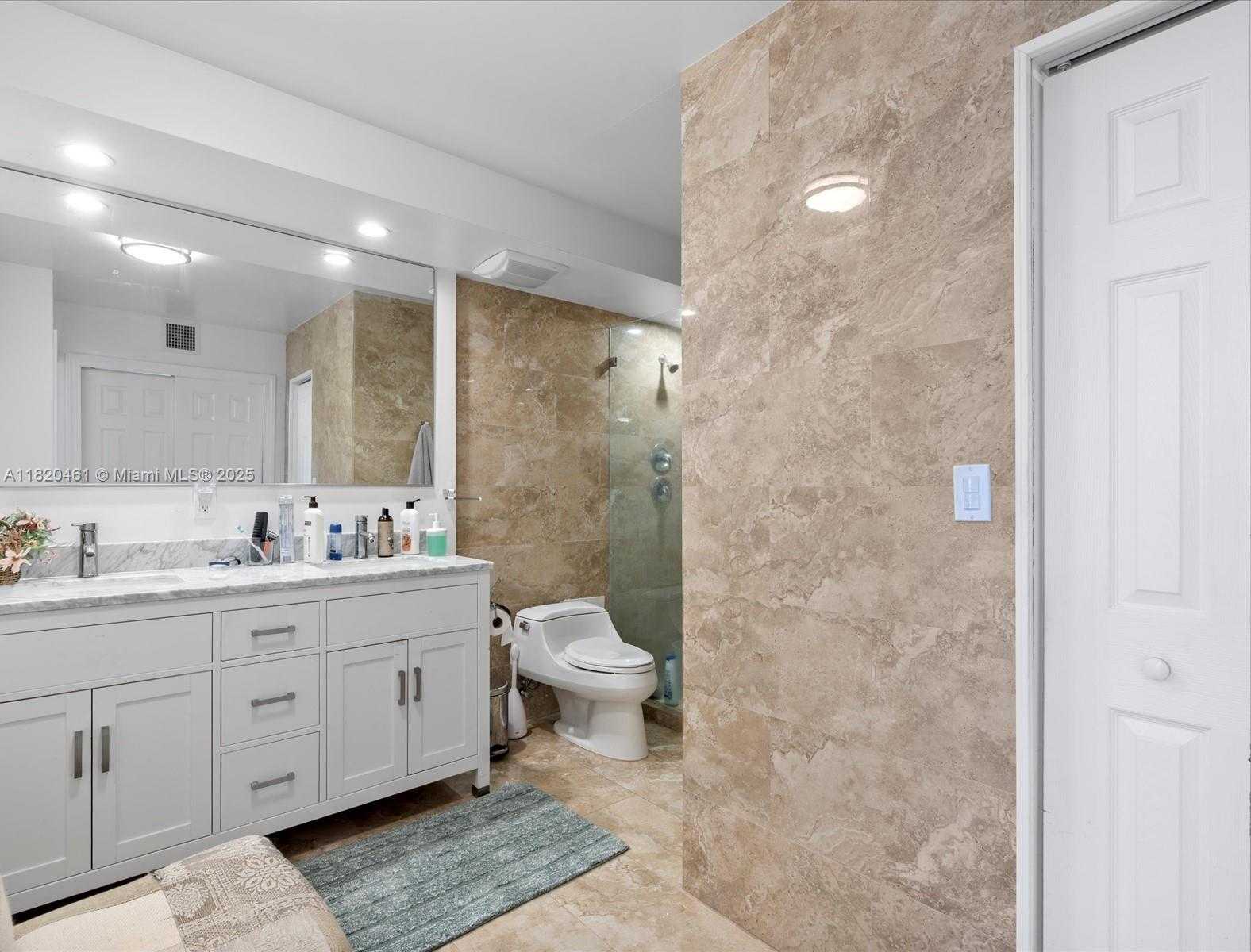 Small Image of 20335 WEST COUNTRY CLUB DR #2005, Aventura Number 33