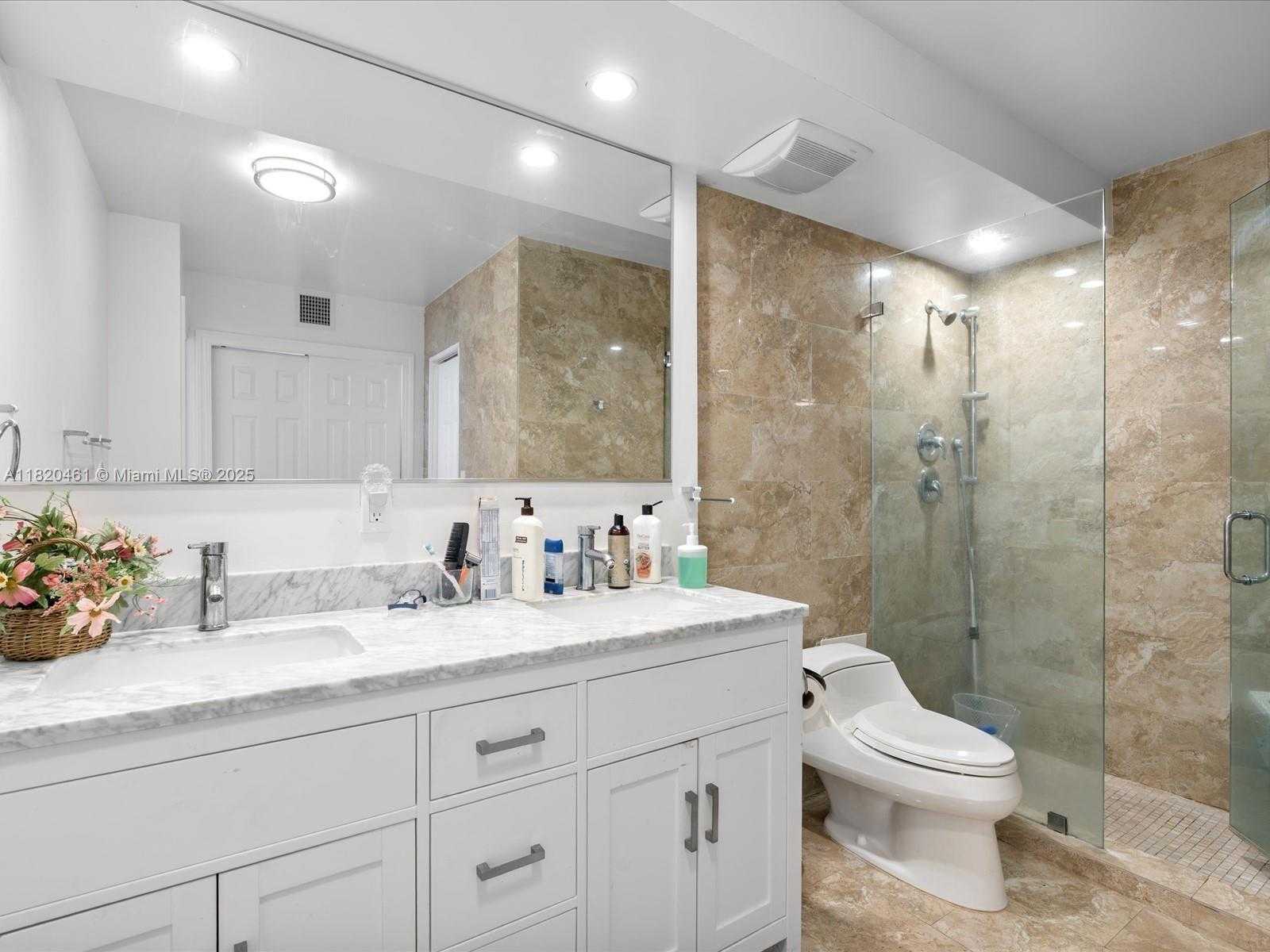 Small Image of 20335 WEST COUNTRY CLUB DR #2005, Aventura Number 34