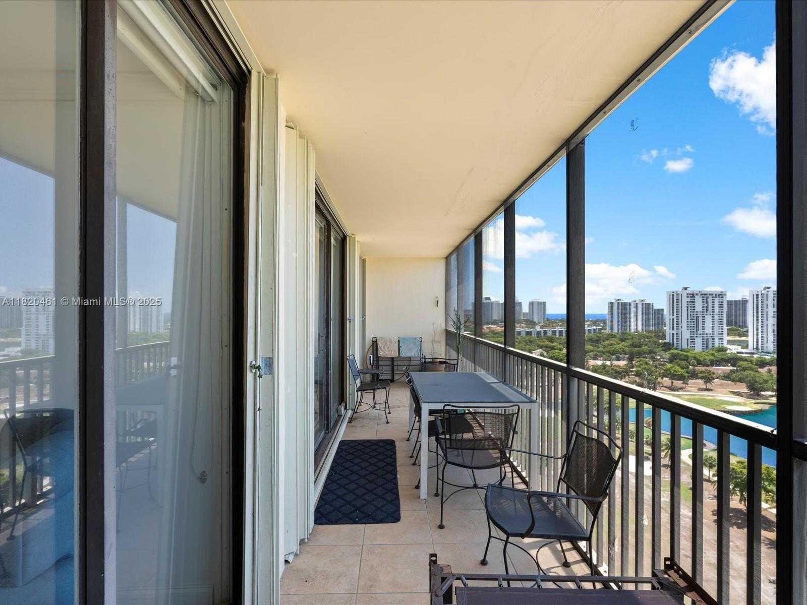 Small Image of 20335 WEST COUNTRY CLUB DR #2005, Aventura Number 37