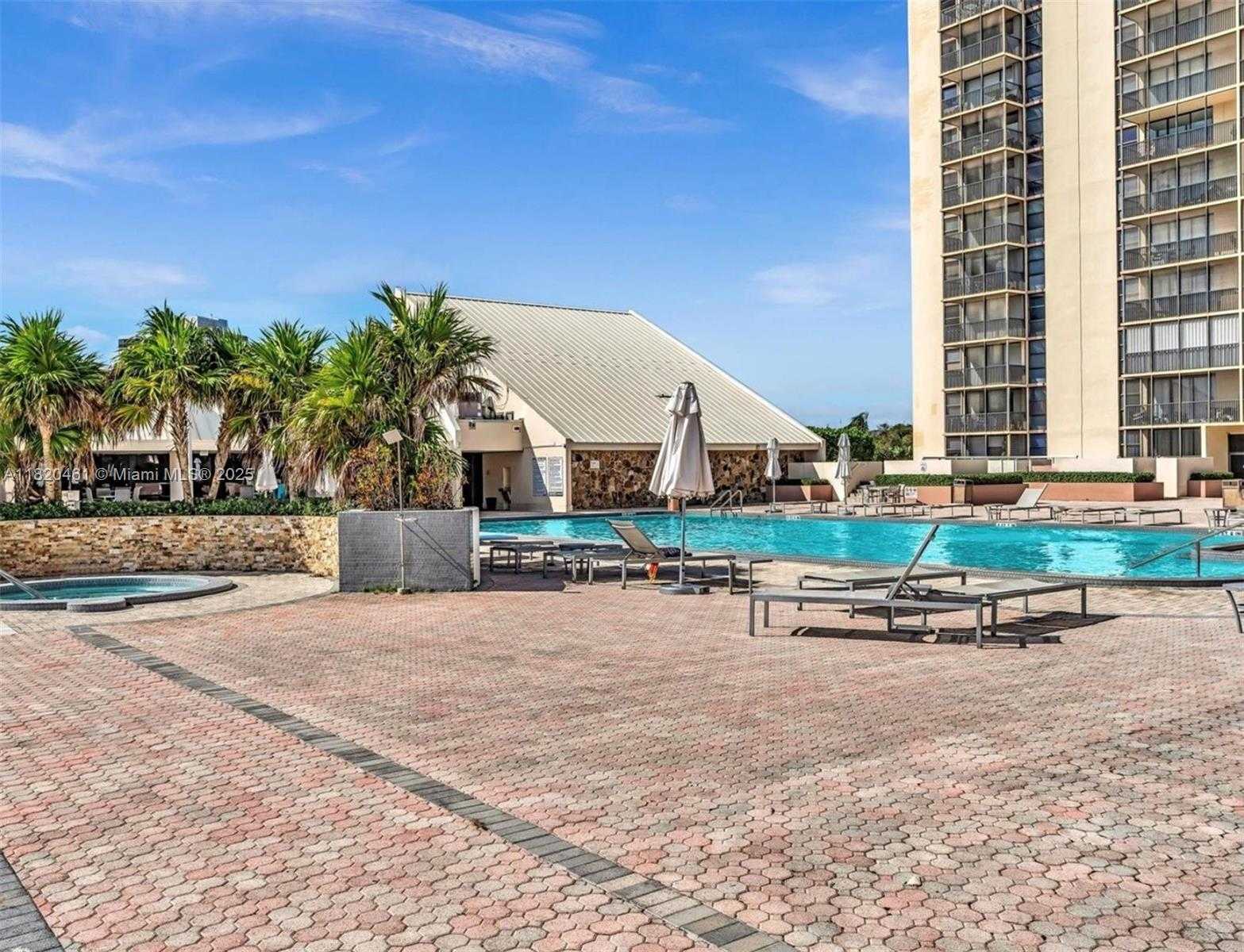 Small Image of 20335 WEST COUNTRY CLUB DR #2005, Aventura Number 6