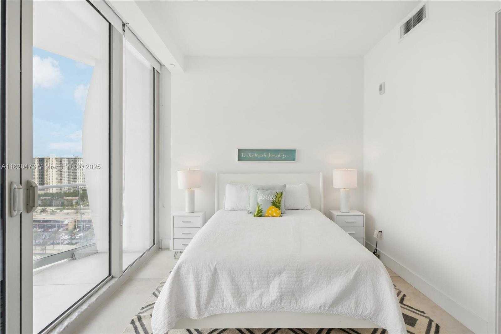 Small Image of 16901 COLLINS AVE #1603, Sunny Isles Beach Number 24