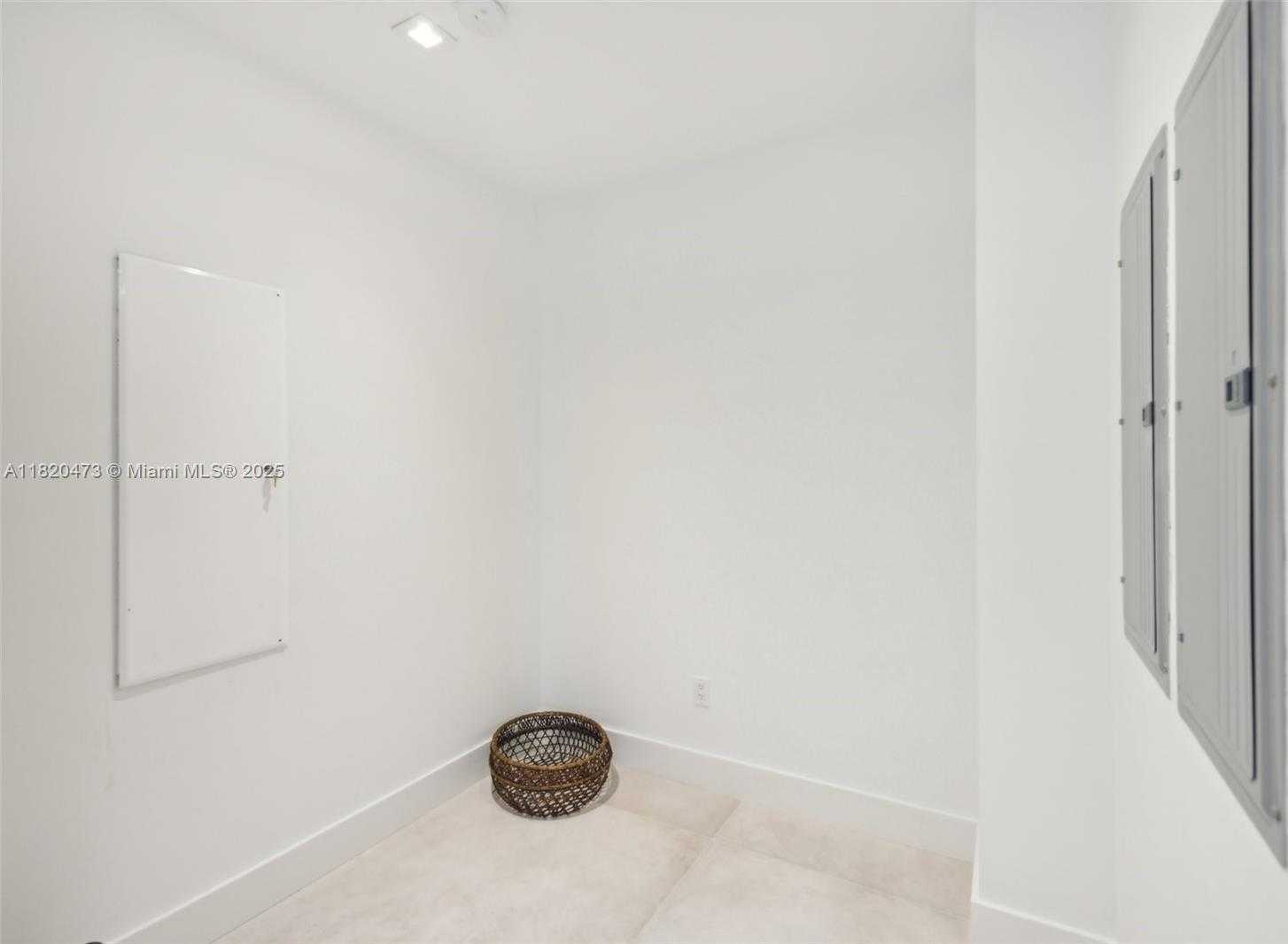 Small Image of 16901 COLLINS AVE #1603, Sunny Isles Beach Number 26