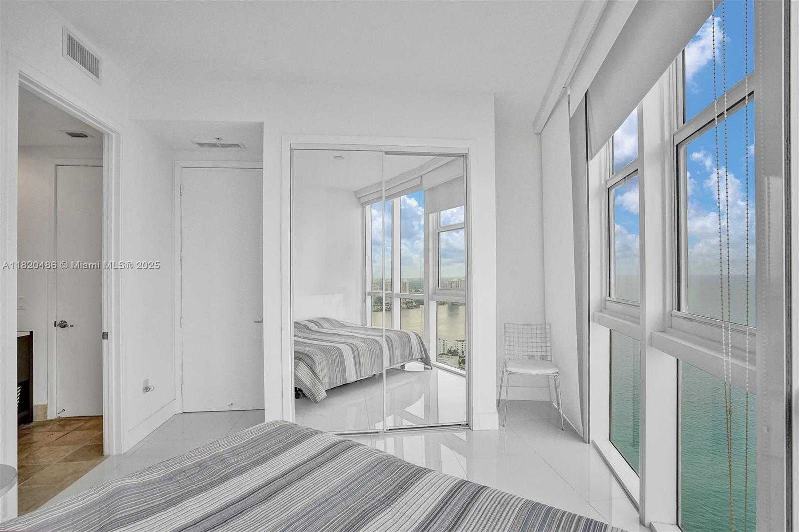 Small Image of 18201 COLLINS AVE #4809A, Sunny Isles Beach Number 7