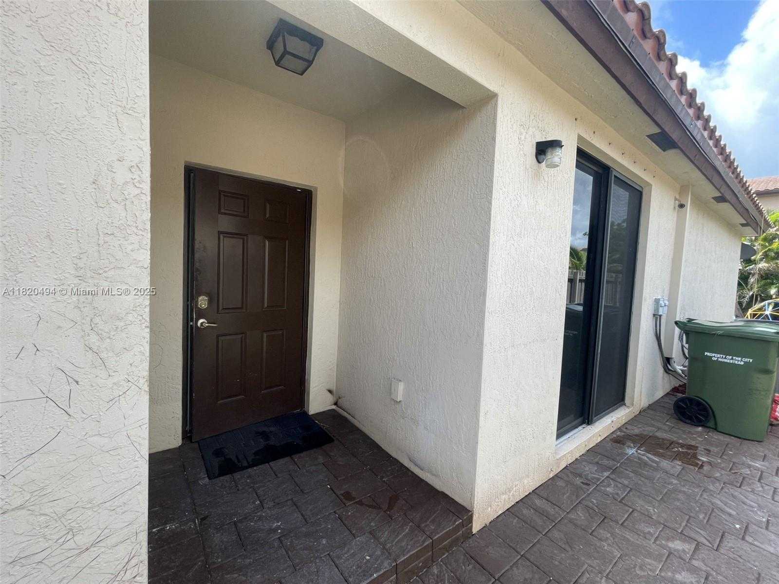 Small Image of 3530 SOUTH EAST 4TH ST, Homestead Number 3