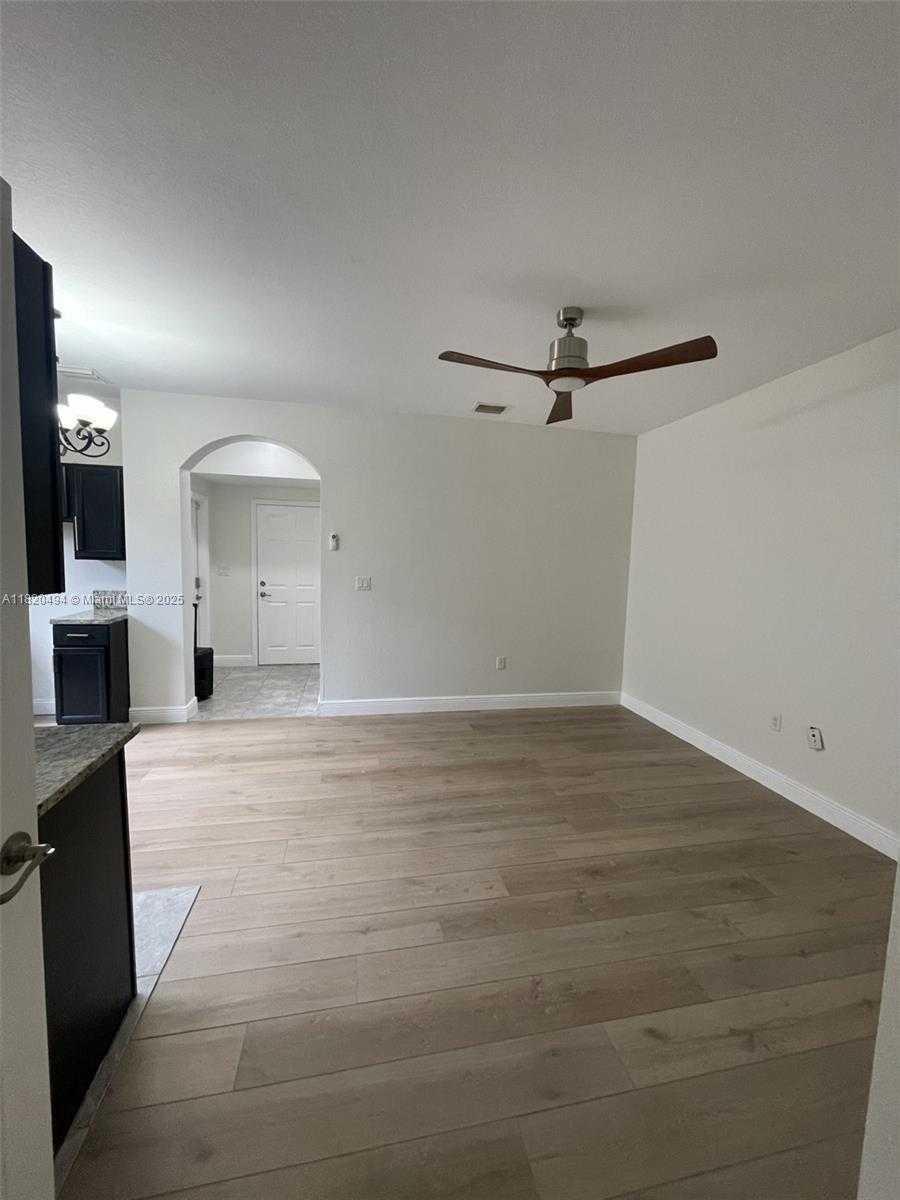 Small Image of 3530 SOUTH EAST 4TH ST, Homestead Number 6
