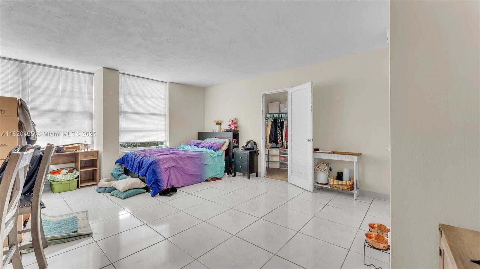 Small Image of 2899 COLLINS AVE #702, Miami Beach Number 11