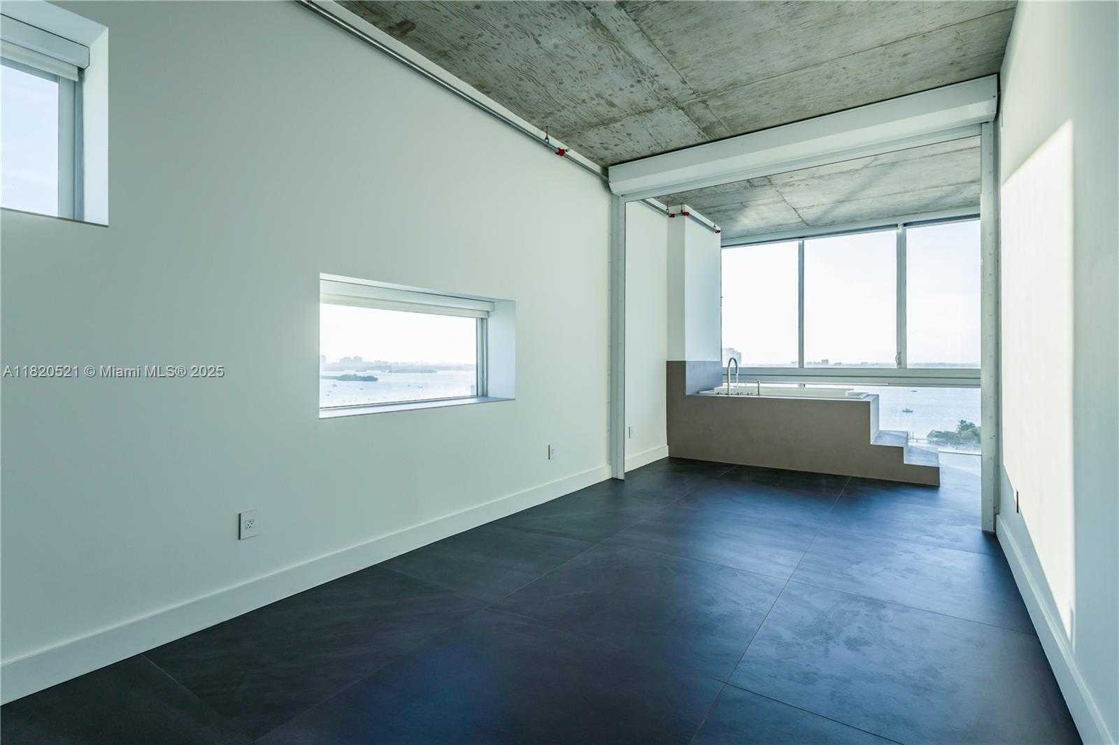 Small Image of 7934 WEST DR #1401, North Bay Village Number 12
