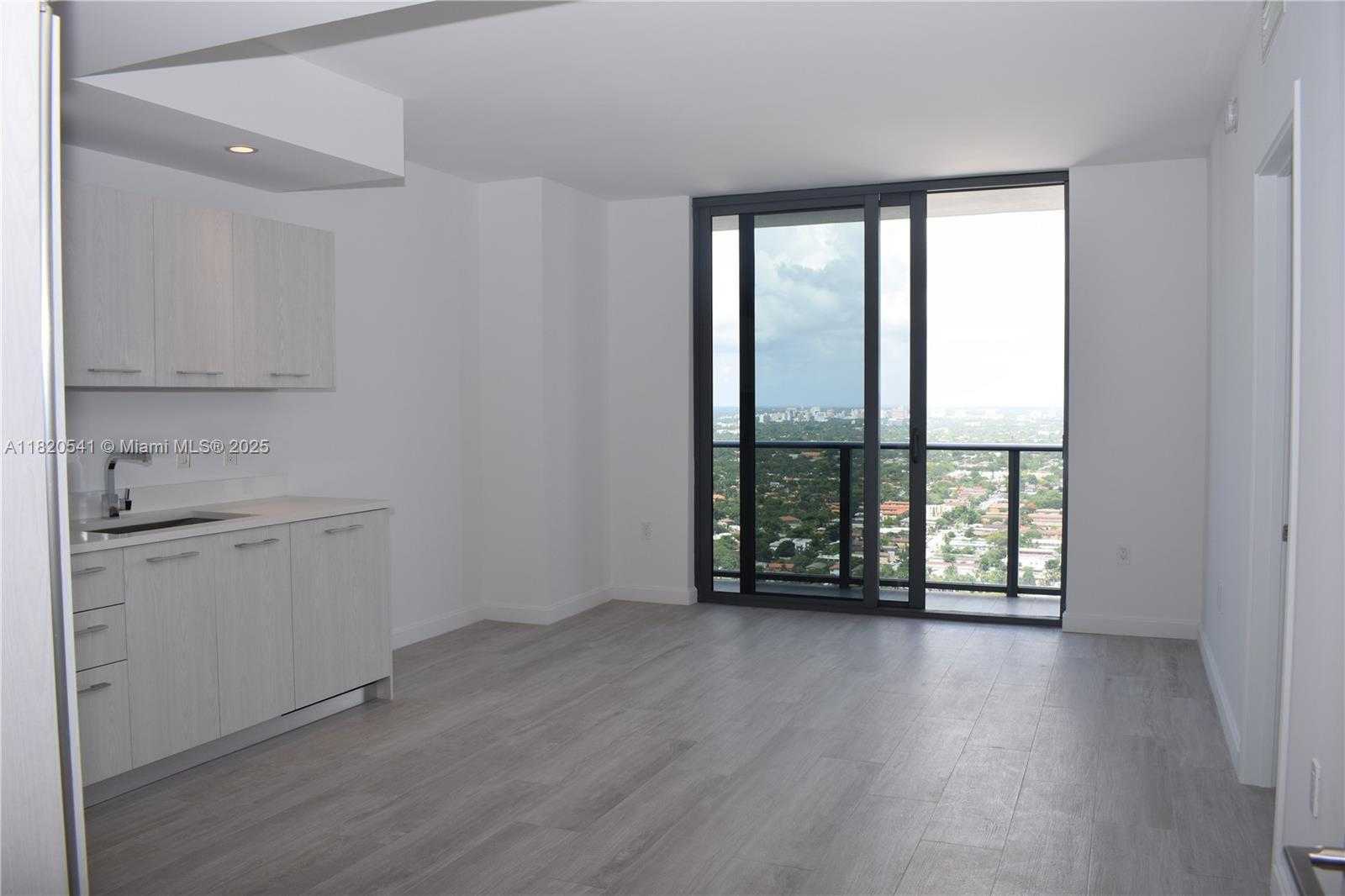 Small Image of 55 SOUTH WEST 9TH ST #3507, Miami Number 9