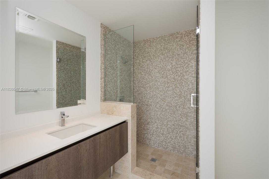 Small Image of 68 SOUTH EAST 6 STREET #2212, Miami Number 13