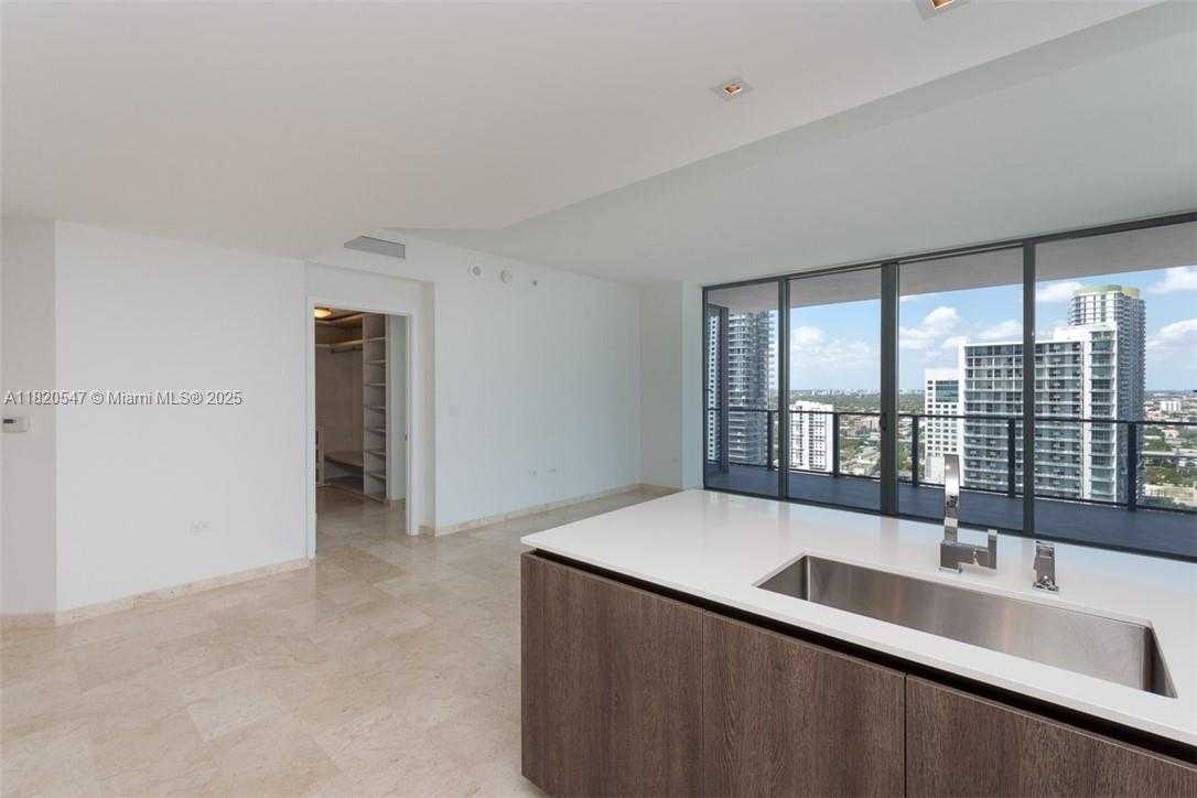 Small Image of 68 SOUTH EAST 6 STREET #2212, Miami Number 7