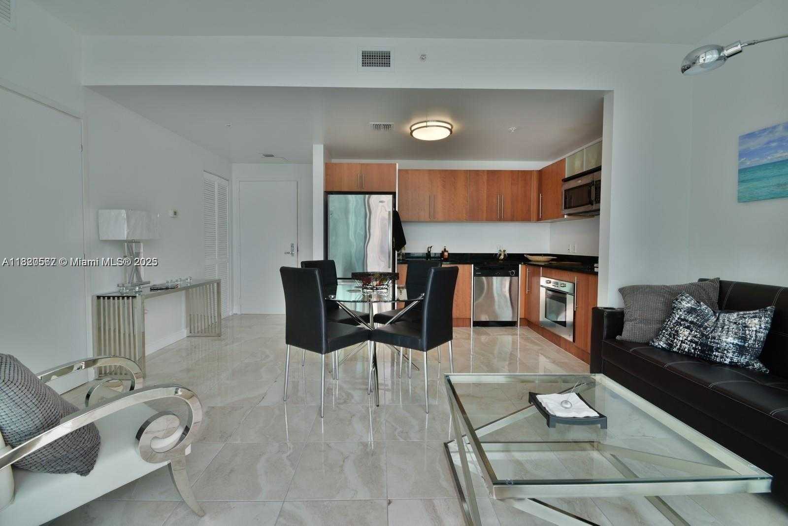 Small Image of 300 SOUTH BISCAYNE BLVD #T-3103, Miami Number 18