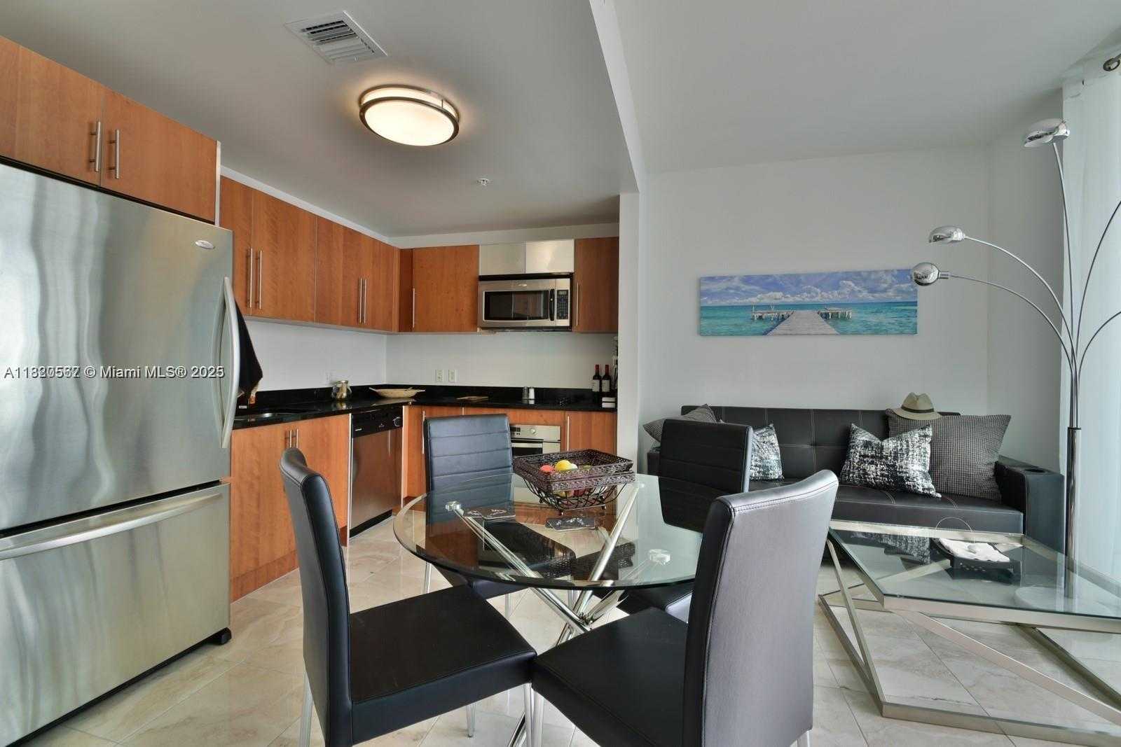 Small Image of 300 SOUTH BISCAYNE BLVD #T-3103, Miami Number 8