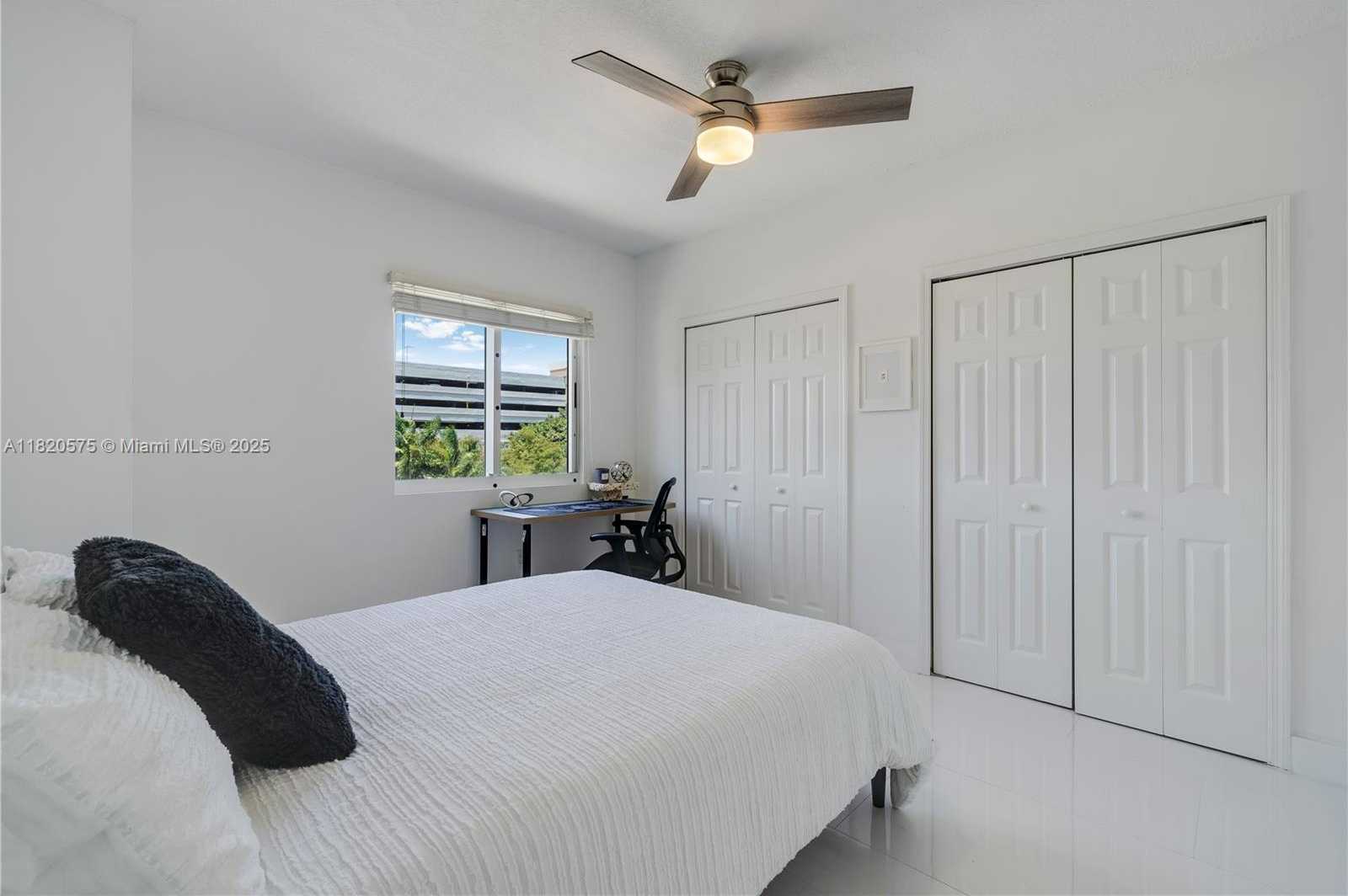 Small Image of 3500 CORAL WAY #604, Miami Number 11