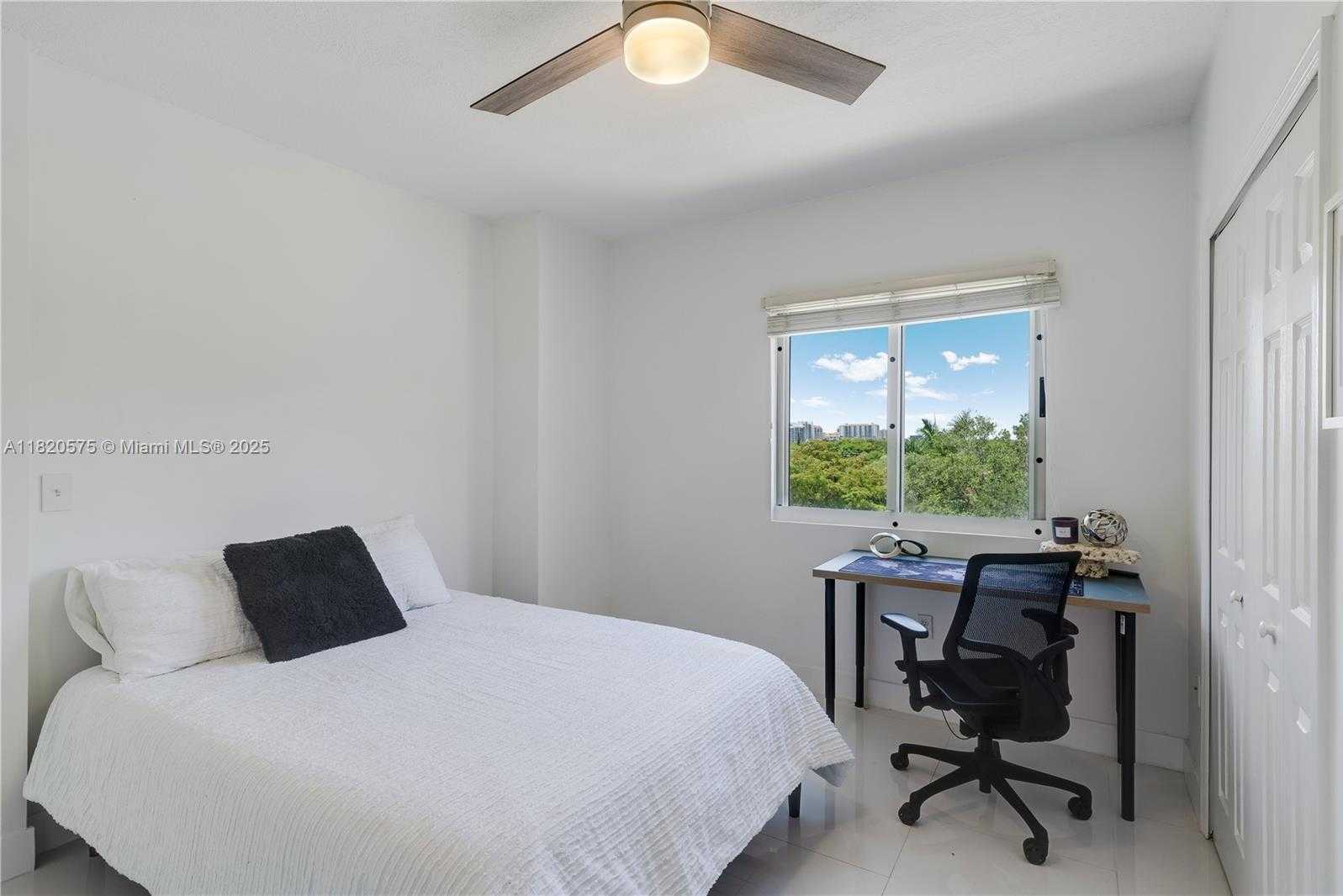 Small Image of 3500 CORAL WAY #604, Miami Number 12