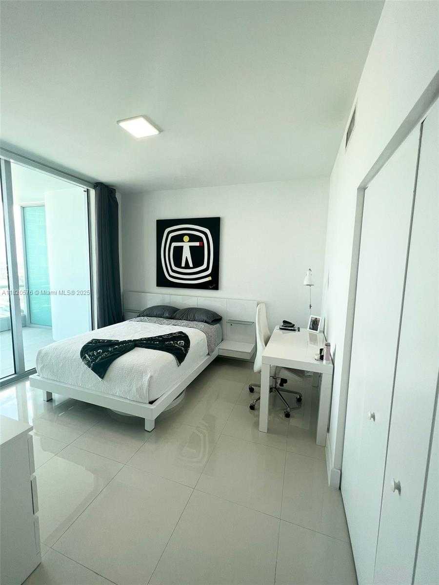 Small Image of 900 BISCAYNE BLVD #3309, Miami Number 15