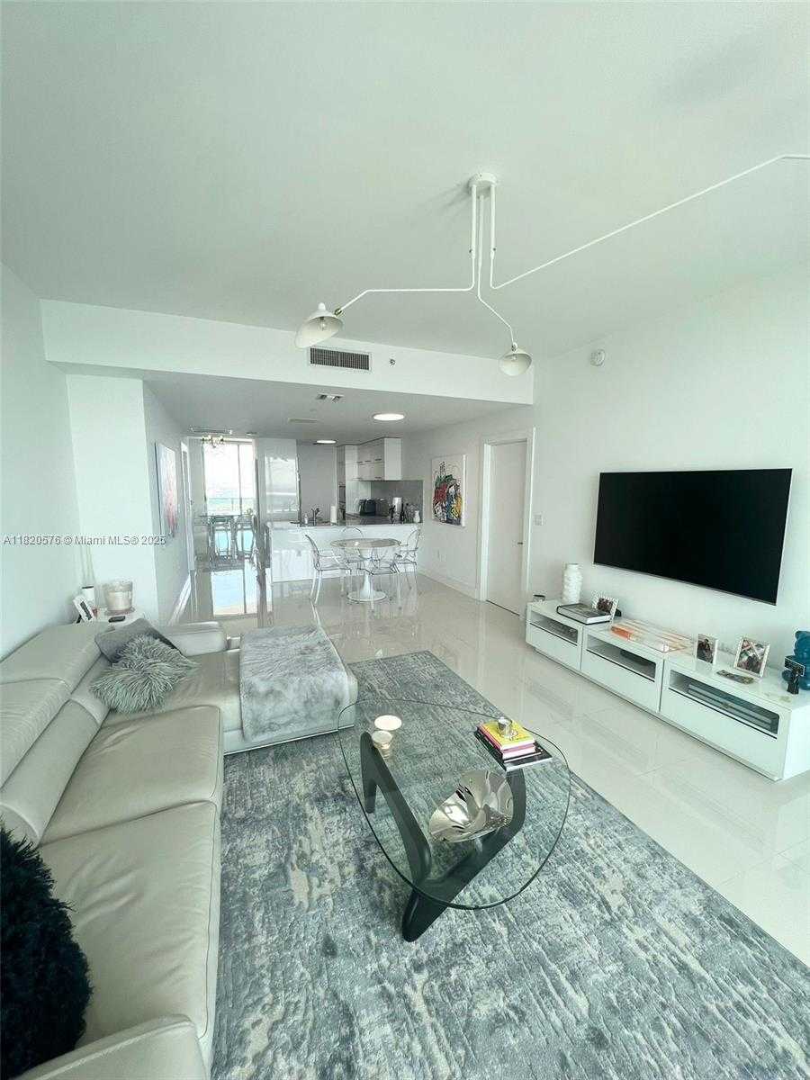 Small Image of 900 BISCAYNE BLVD #3309, Miami Number 17
