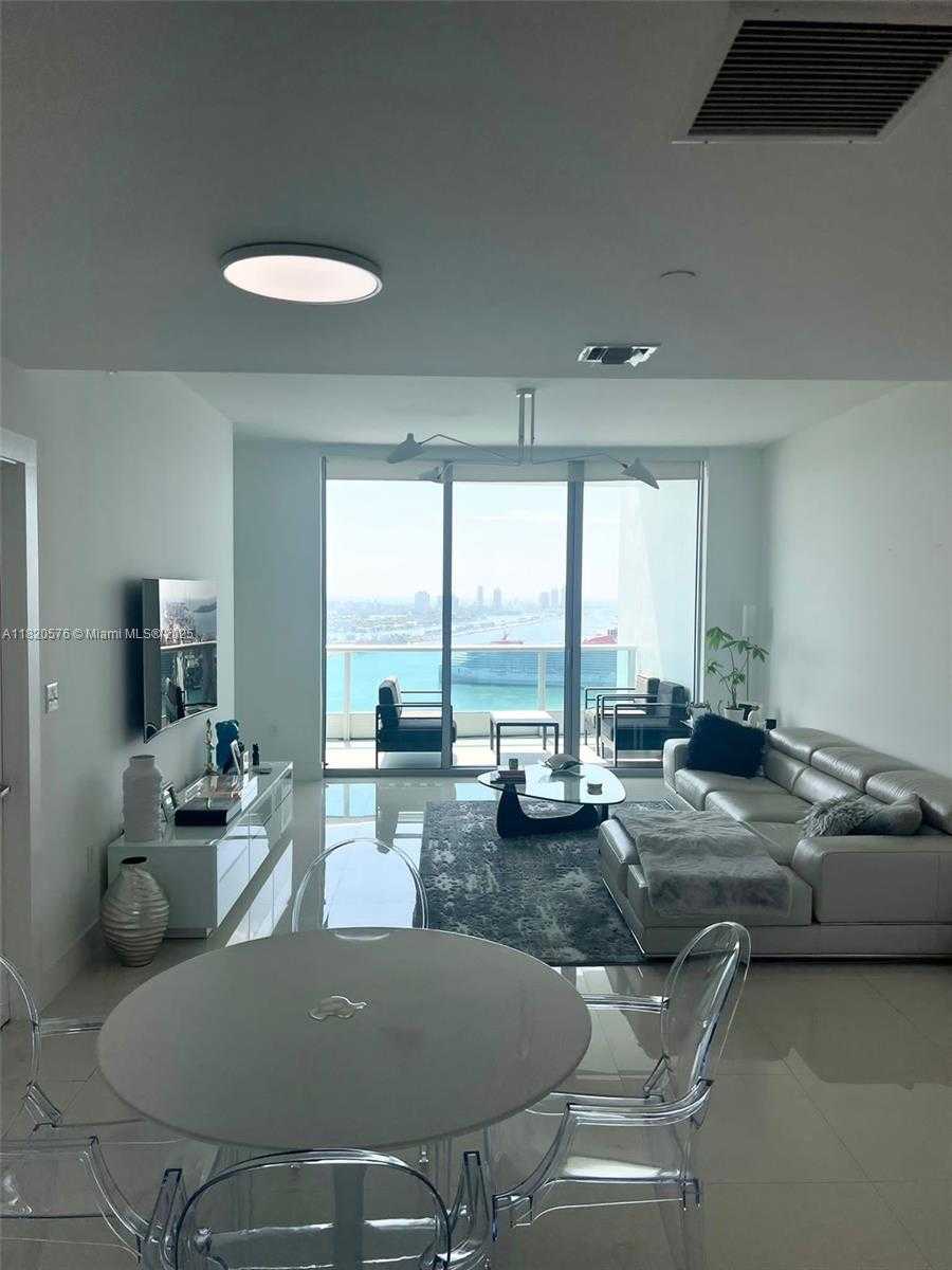 Small Image of 900 BISCAYNE BLVD #3309, Miami Number 7