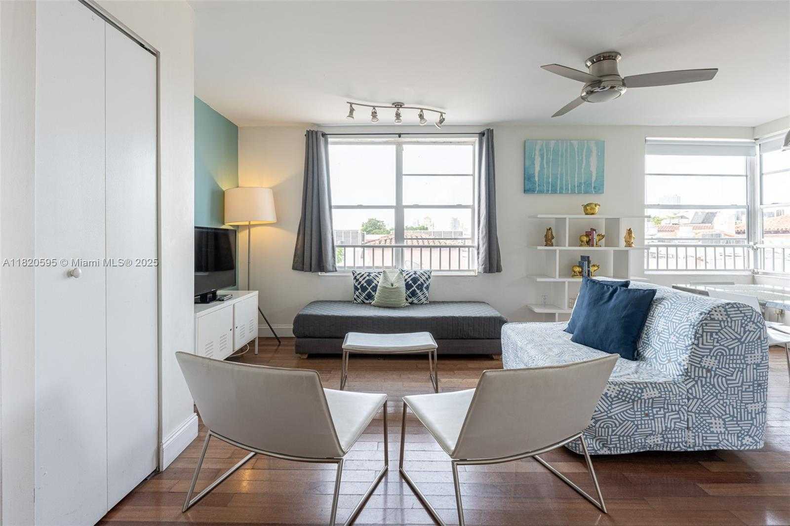 Small Image of 420 15TH ST #307, Miami Beach Number 2