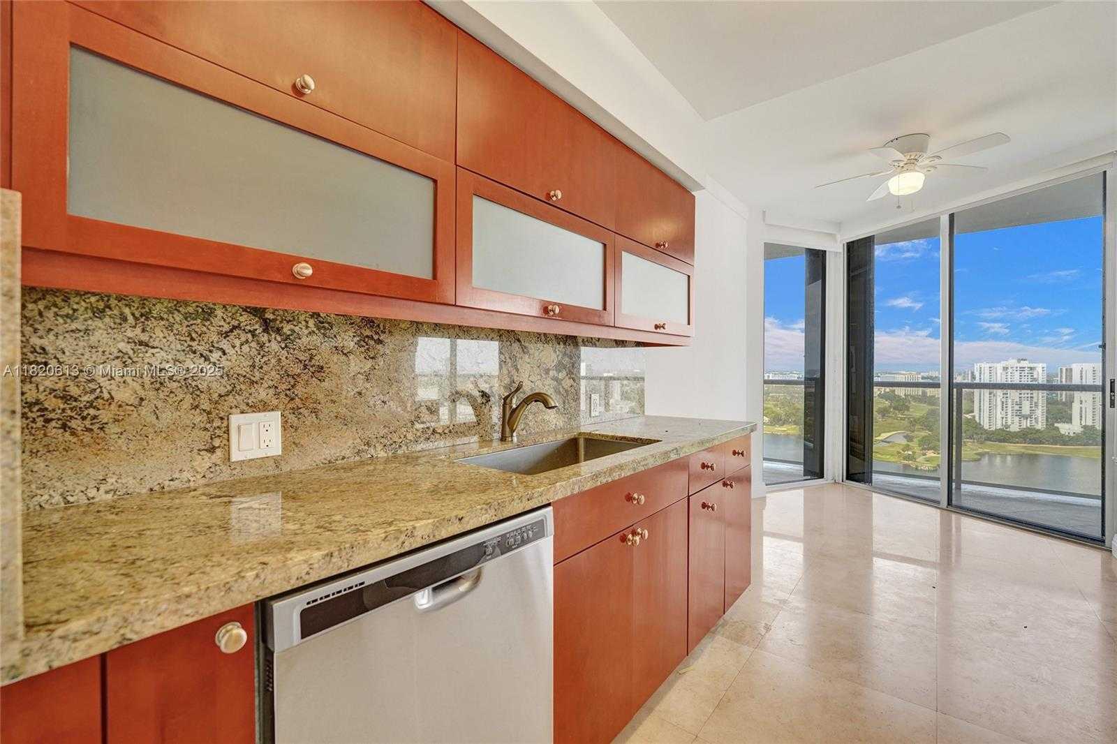 Small Image of 20281 EAST COUNTRY CLUB DR #2303, Aventura Number 14