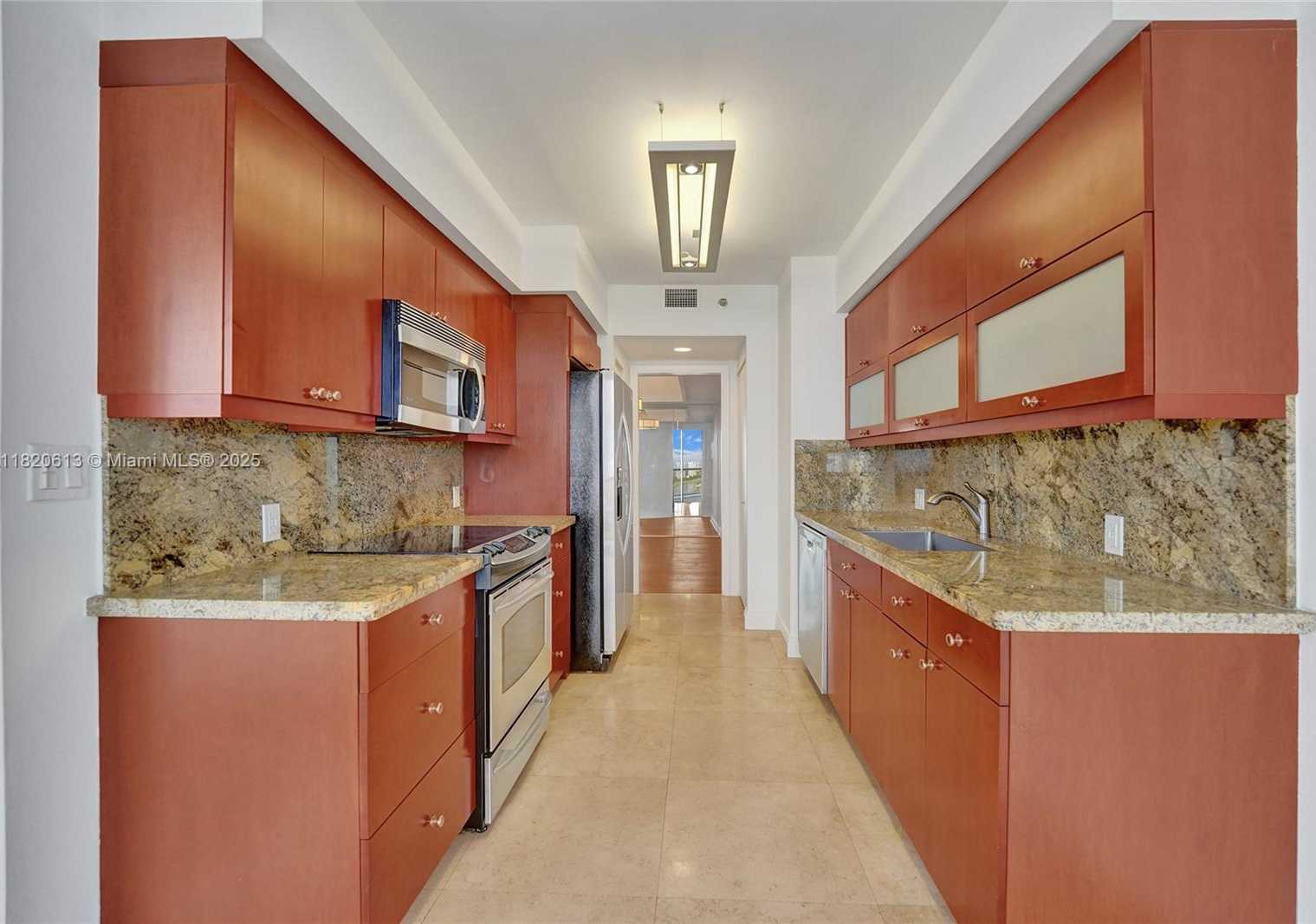 Small Image of 20281 EAST COUNTRY CLUB DR #2303, Aventura Number 17