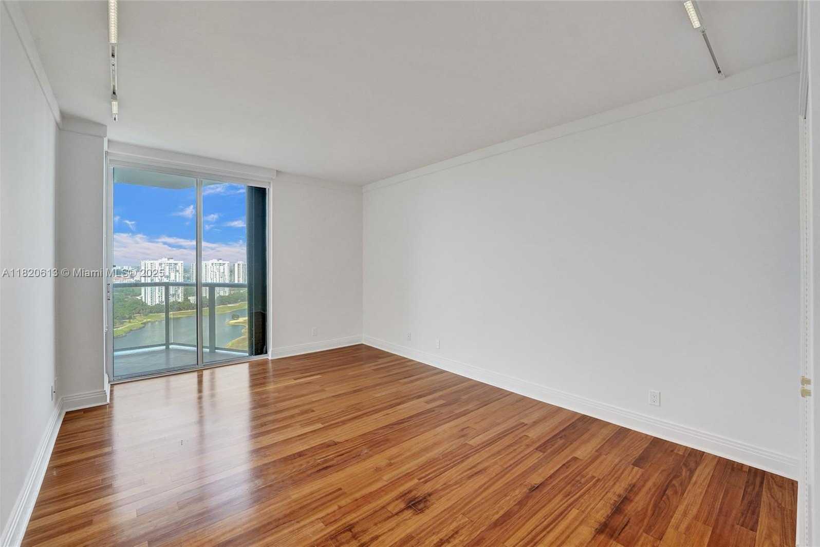 Small Image of 20281 EAST COUNTRY CLUB DR #2303, Aventura Number 20