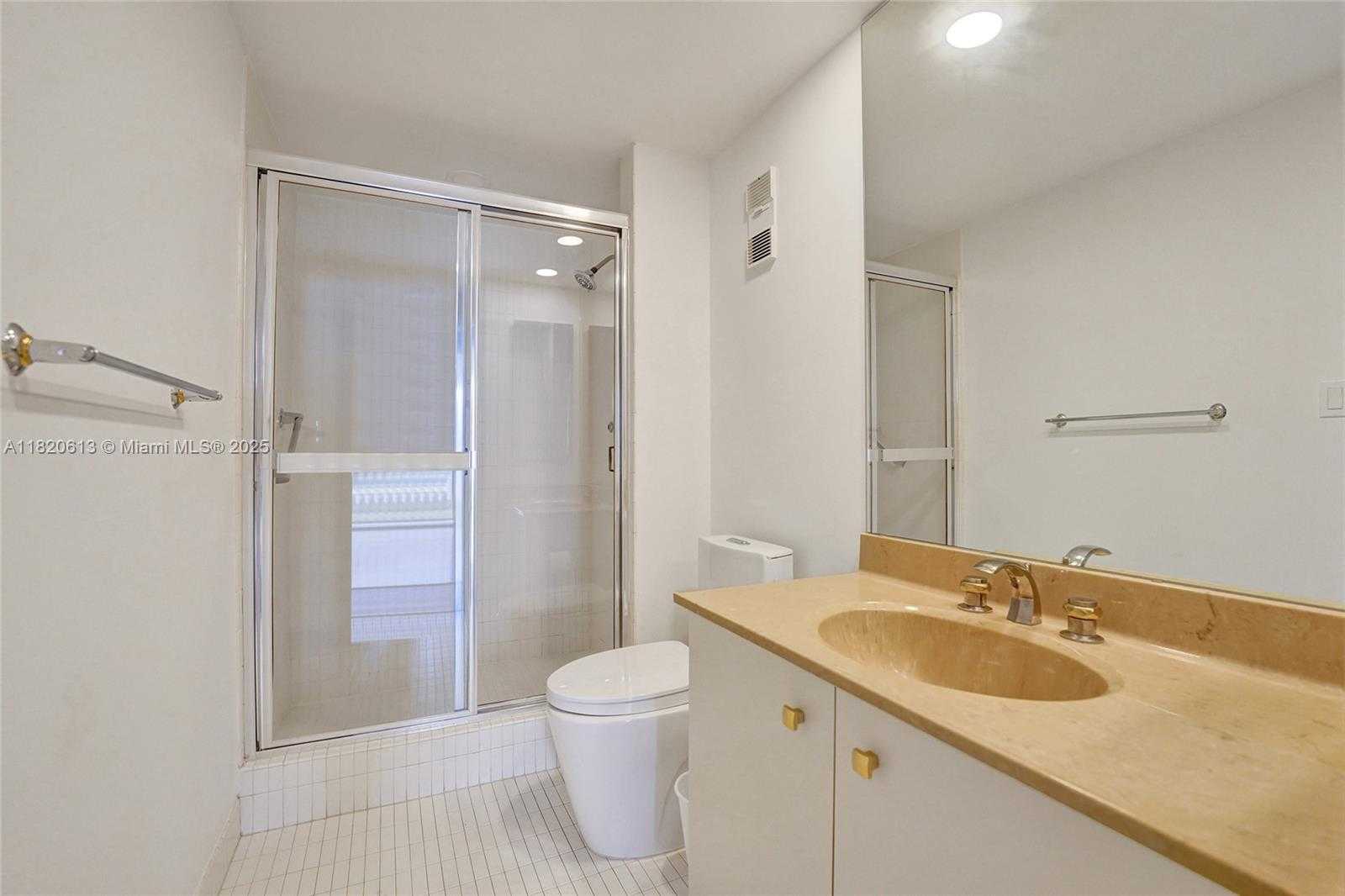 Small Image of 20281 EAST COUNTRY CLUB DR #2303, Aventura Number 28
