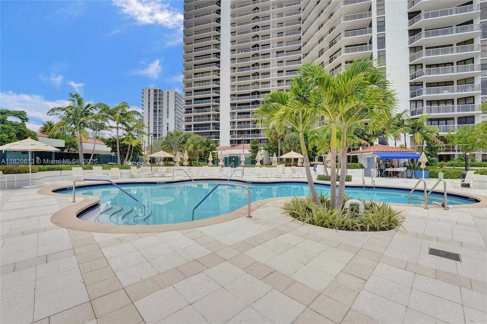 Small Image of 20281 EAST COUNTRY CLUB DR #2303, Aventura Number 33