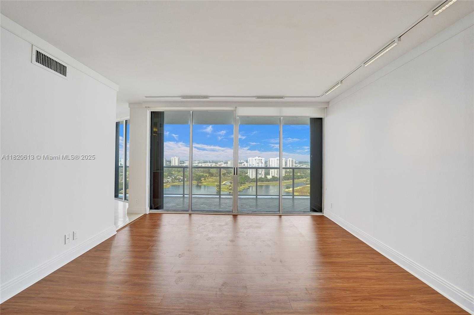 Small Image of 20281 EAST COUNTRY CLUB DR #2303, Aventura Number 5