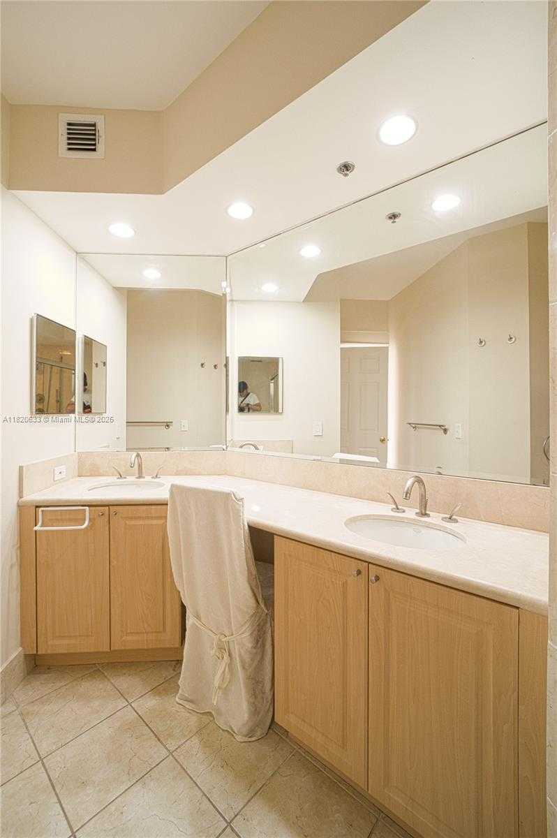 Small Image of 3255 NORTH EAST 184TH ST #12404, Aventura Number 16