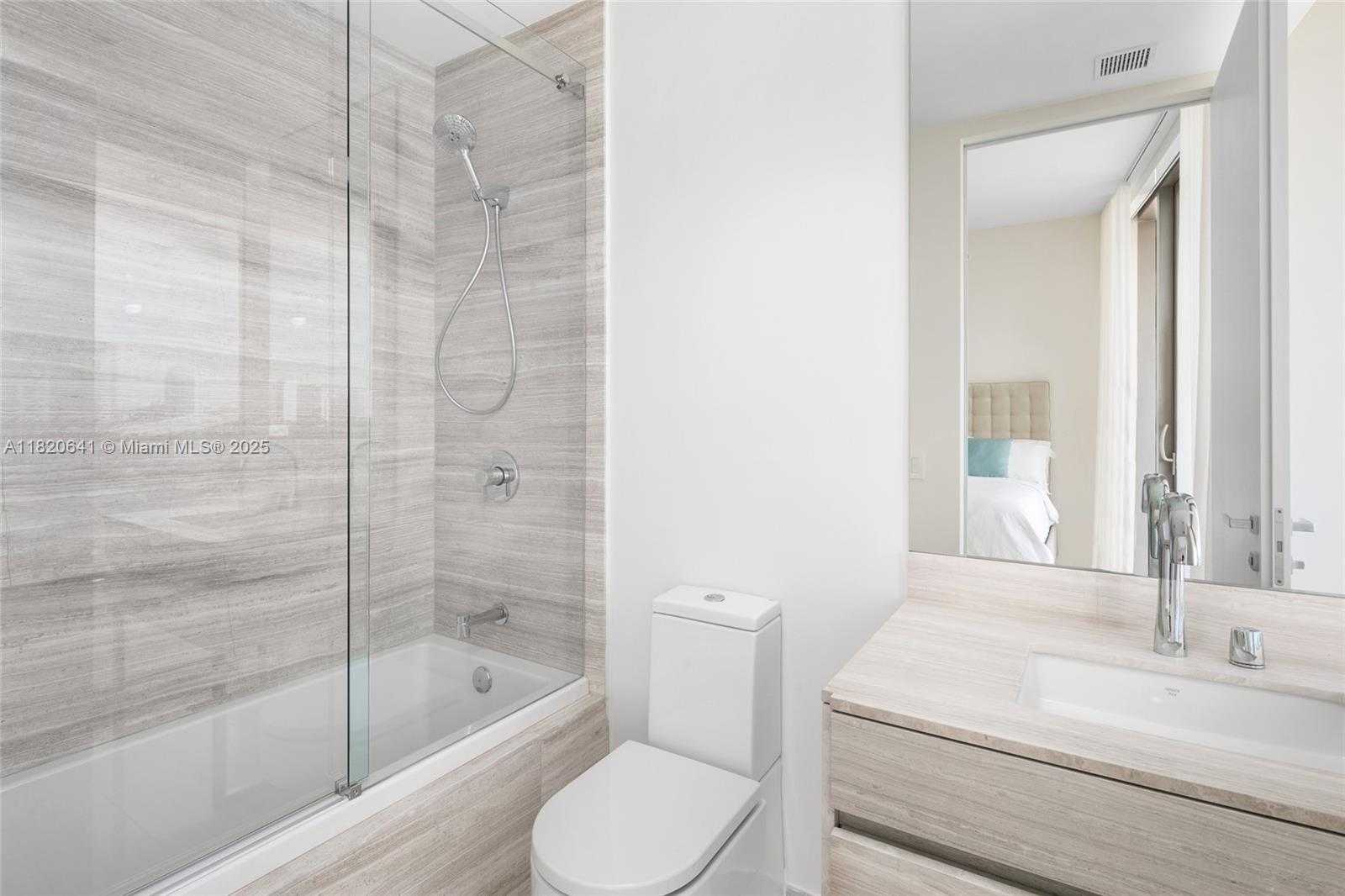 Small Image of 18975 COLLINS AVE #600, Sunny Isles Beach Number 20