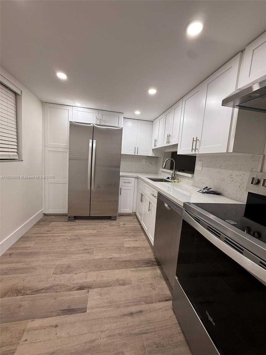 Small Image of 8625 NORTH WEST 8TH ST #205, Miami Number 6