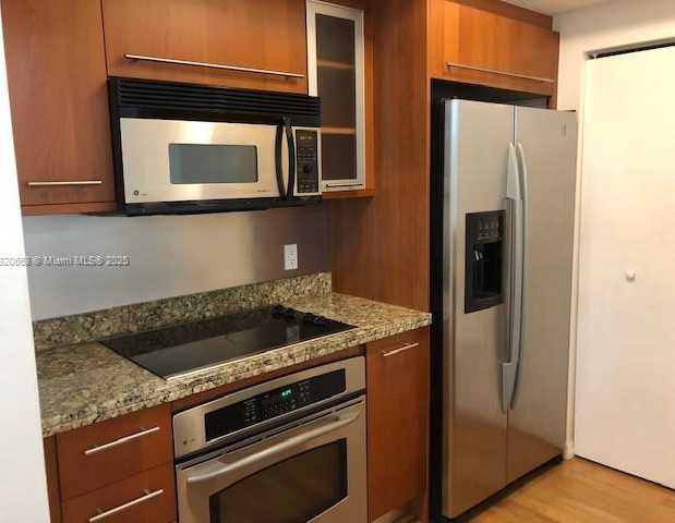 Small Image of 110 WASHINGTON AVE #2313, Miami Beach Number 4