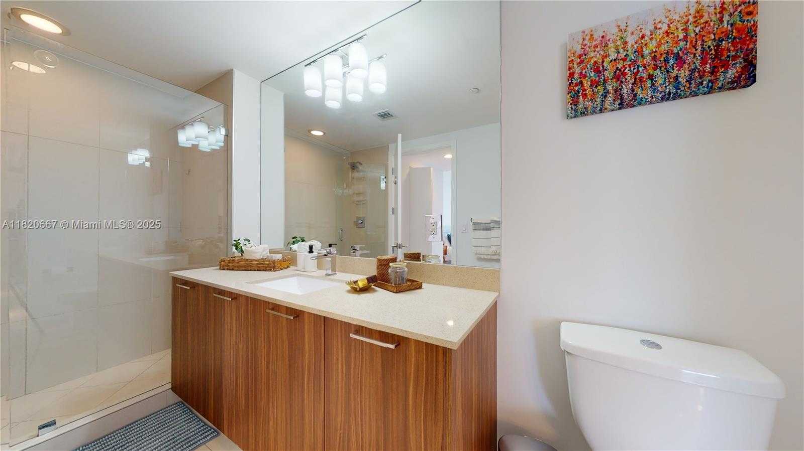 Small Image of 5300 PASEO BLVD #1005, Doral Number 24