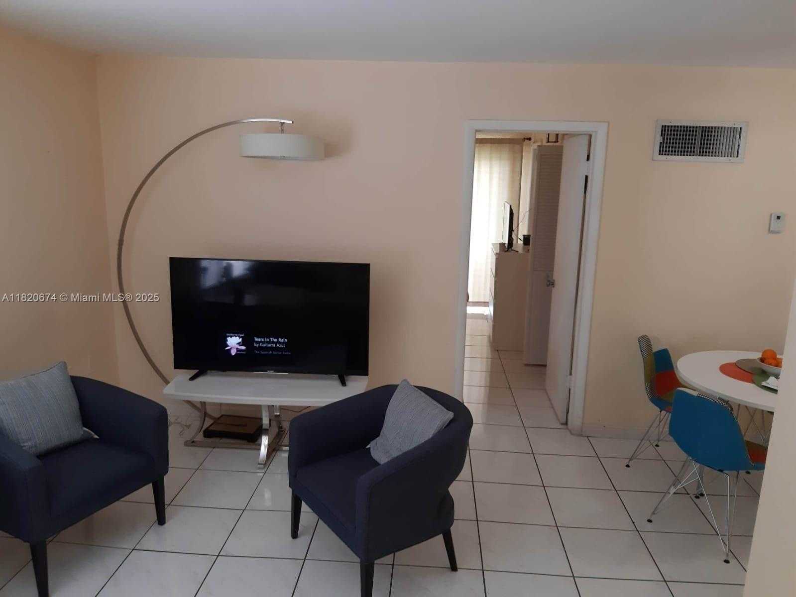 Small Image of 1255 WEST 49TH PL #H204, Hialeah Number 2