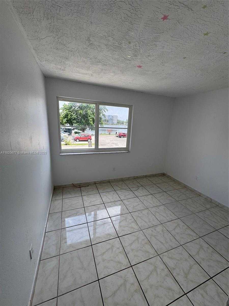 Small Image of 5505 NORTH WEST 7TH ST #W202, Miami Number 5