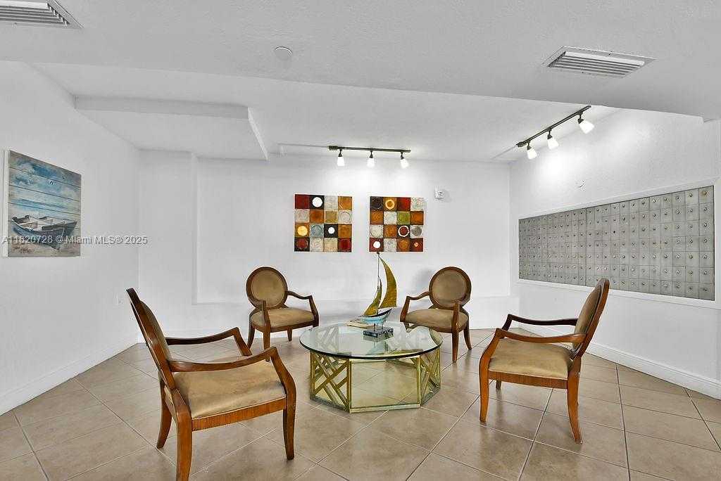 Small Image of 6969 COLLINS AVE #411, Miami Beach Number 16